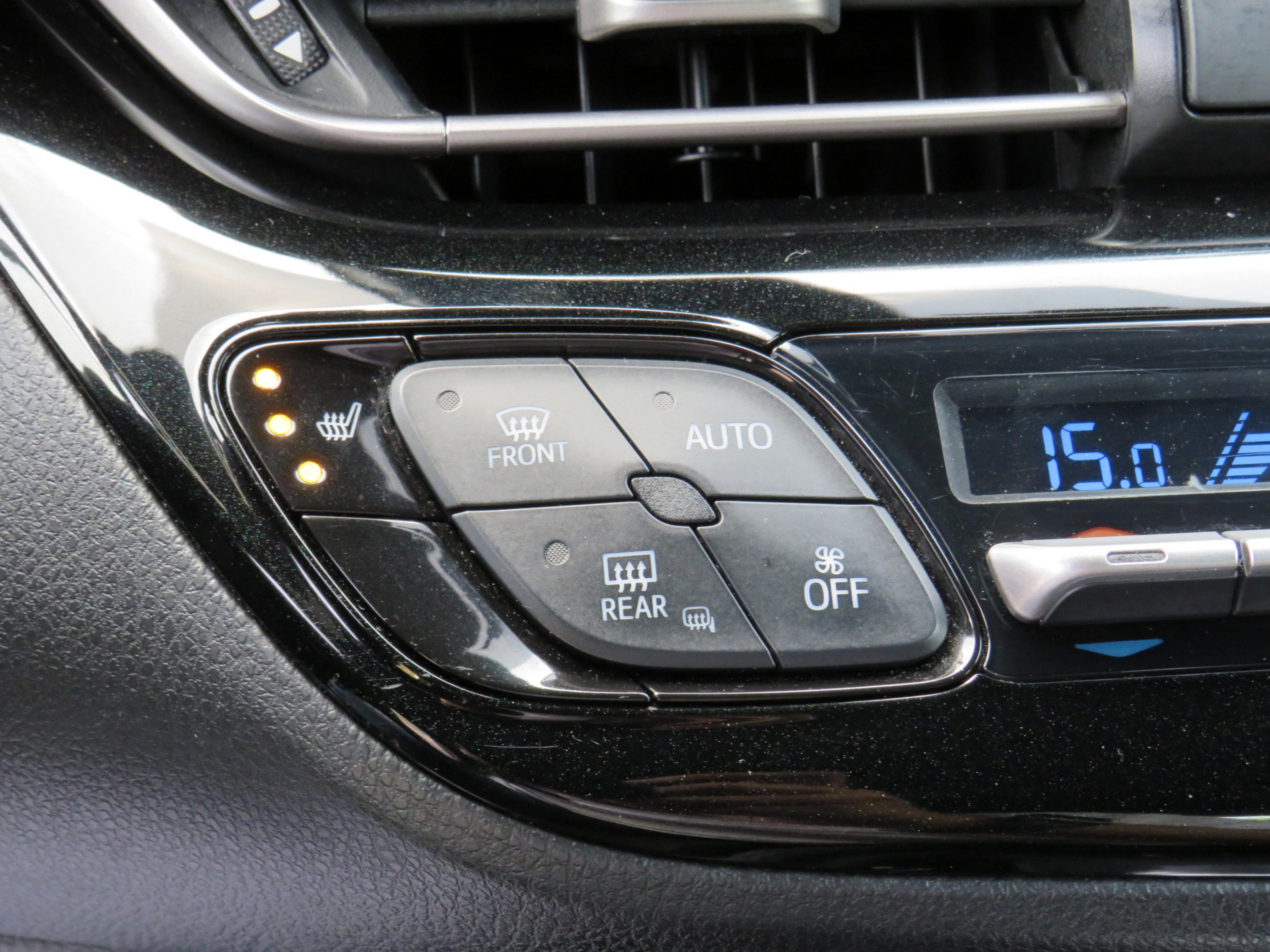 /laautomotive/2018-Toyota-C-HR-8753709141269352.jpg