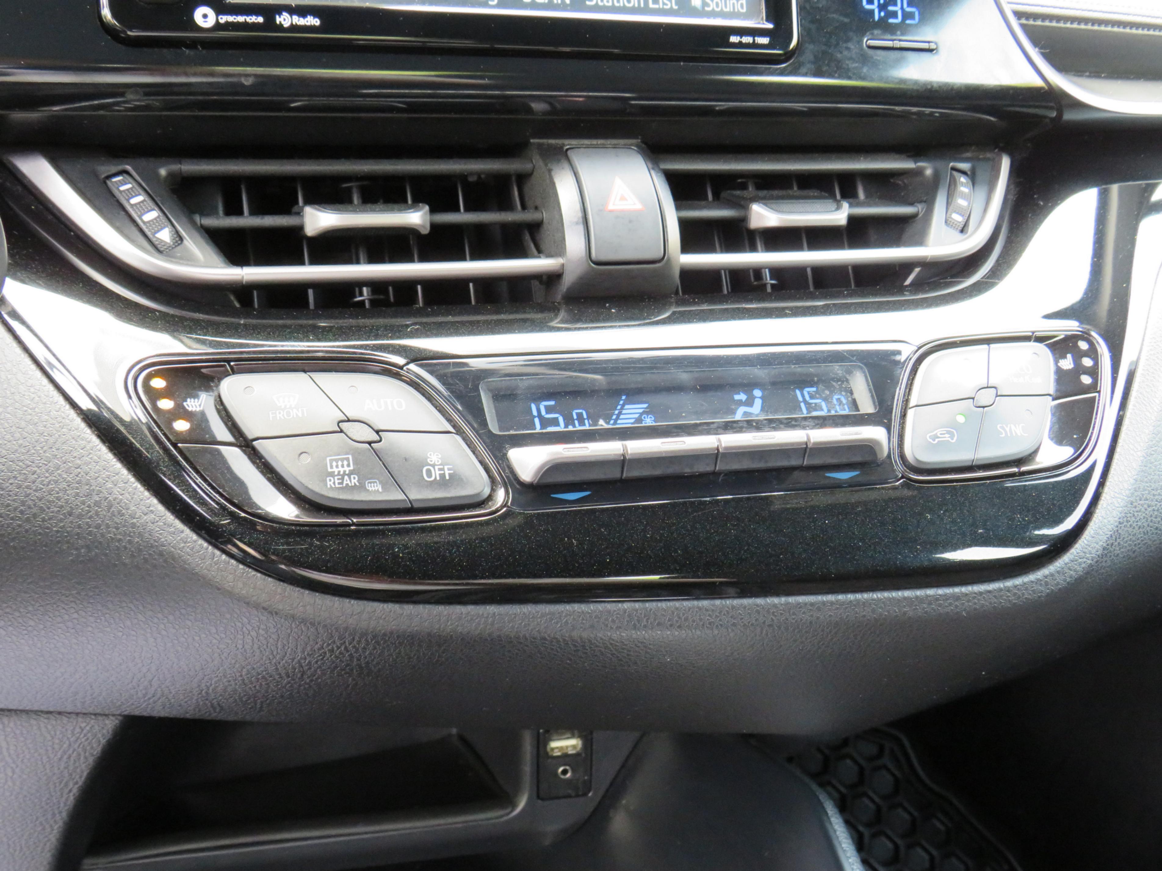 /laautomotive/2018-Toyota-C-HR-9594404984573037.jpg
