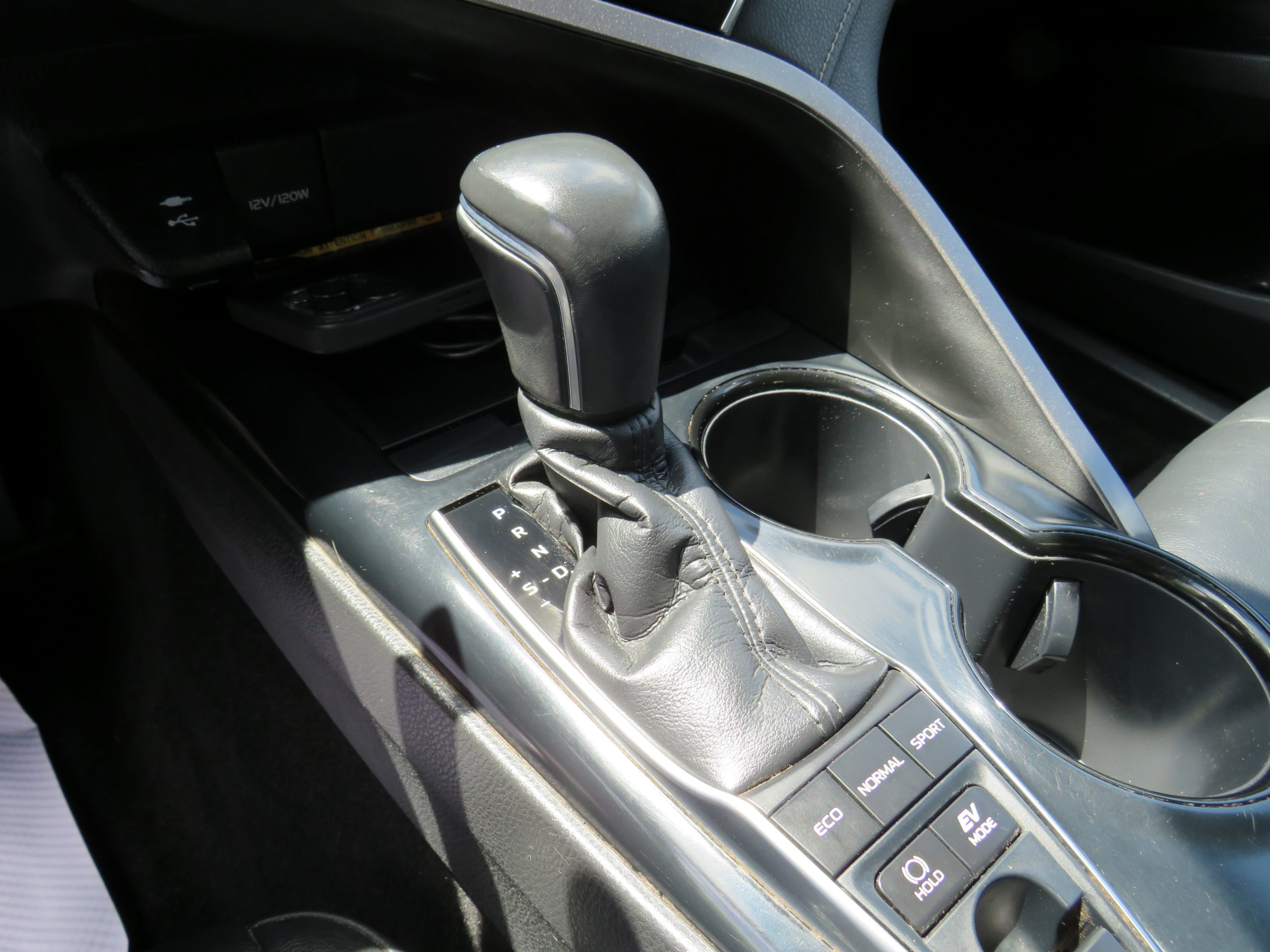 /laautomotive/2018-Toyota-CamryHybrid-11356883999980605.jpg