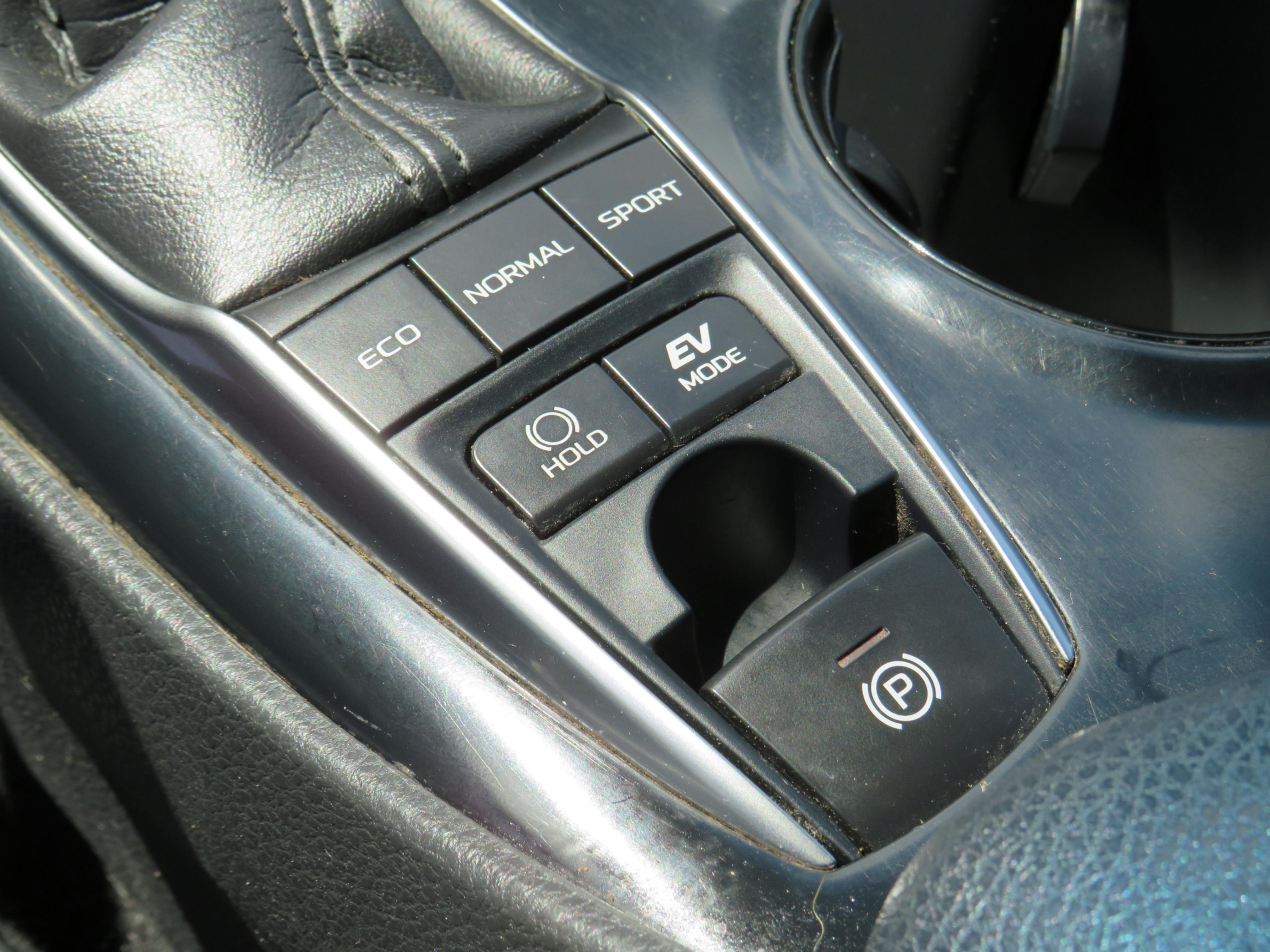 /laautomotive/2018-Toyota-CamryHybrid-46757860995650247.jpg