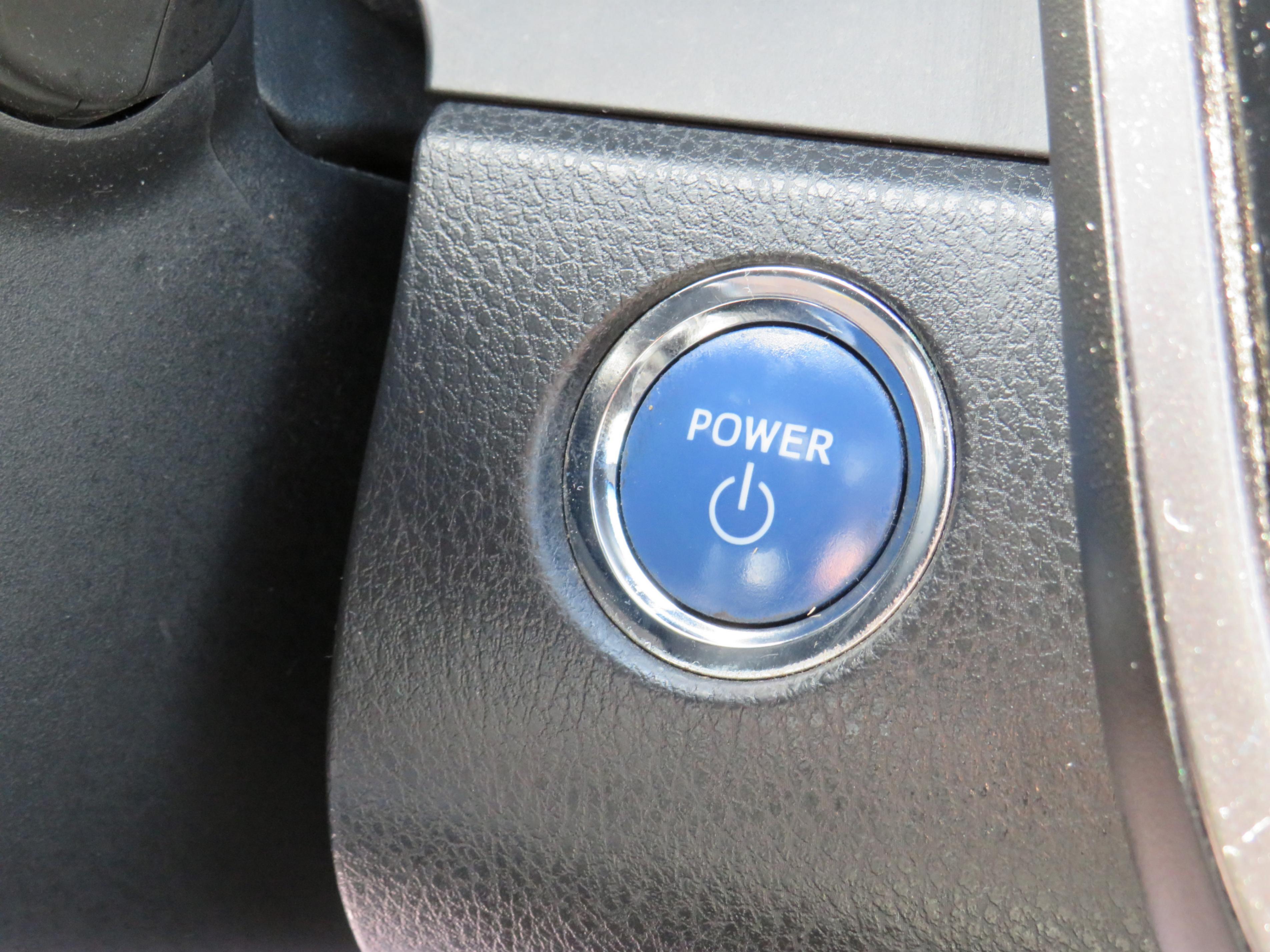 /laautomotive/2018-Toyota-CamryHybrid-516587492478404.jpg