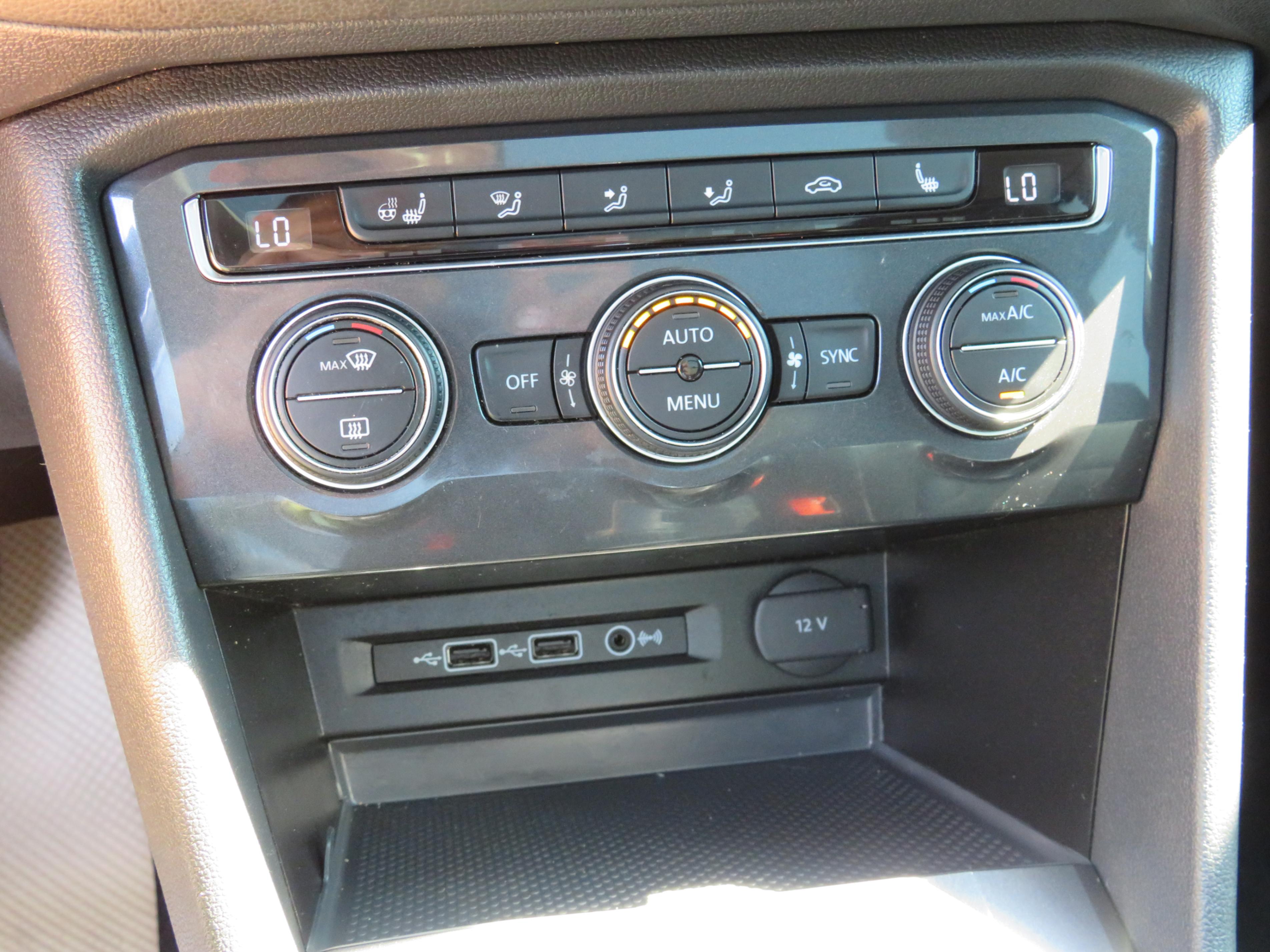 /laautomotive/2018-Volkswagen-Tiguan-2909026405380628.jpg