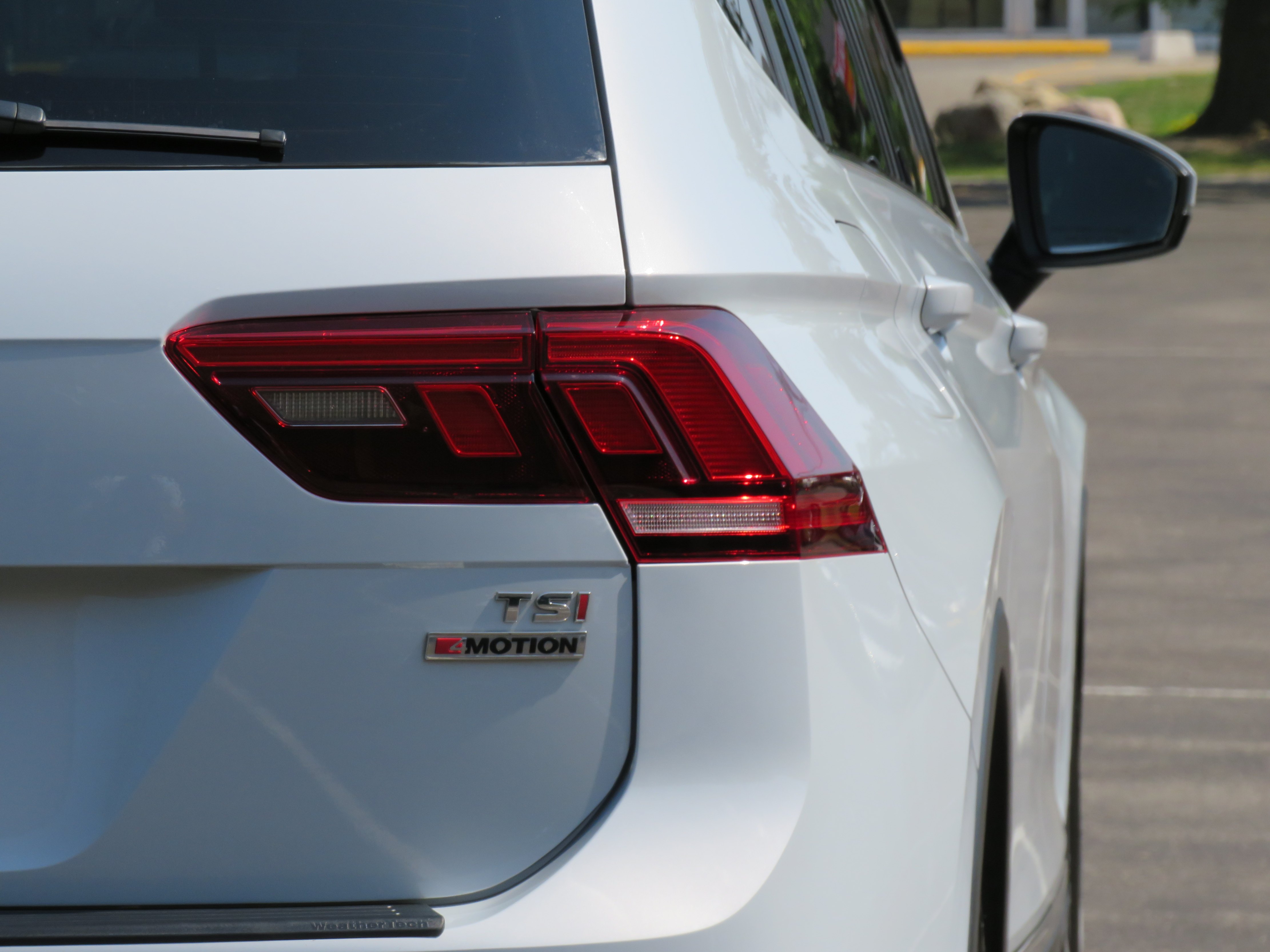 /laautomotive/2018-Volkswagen-Tiguan-3477531537360097.jpg