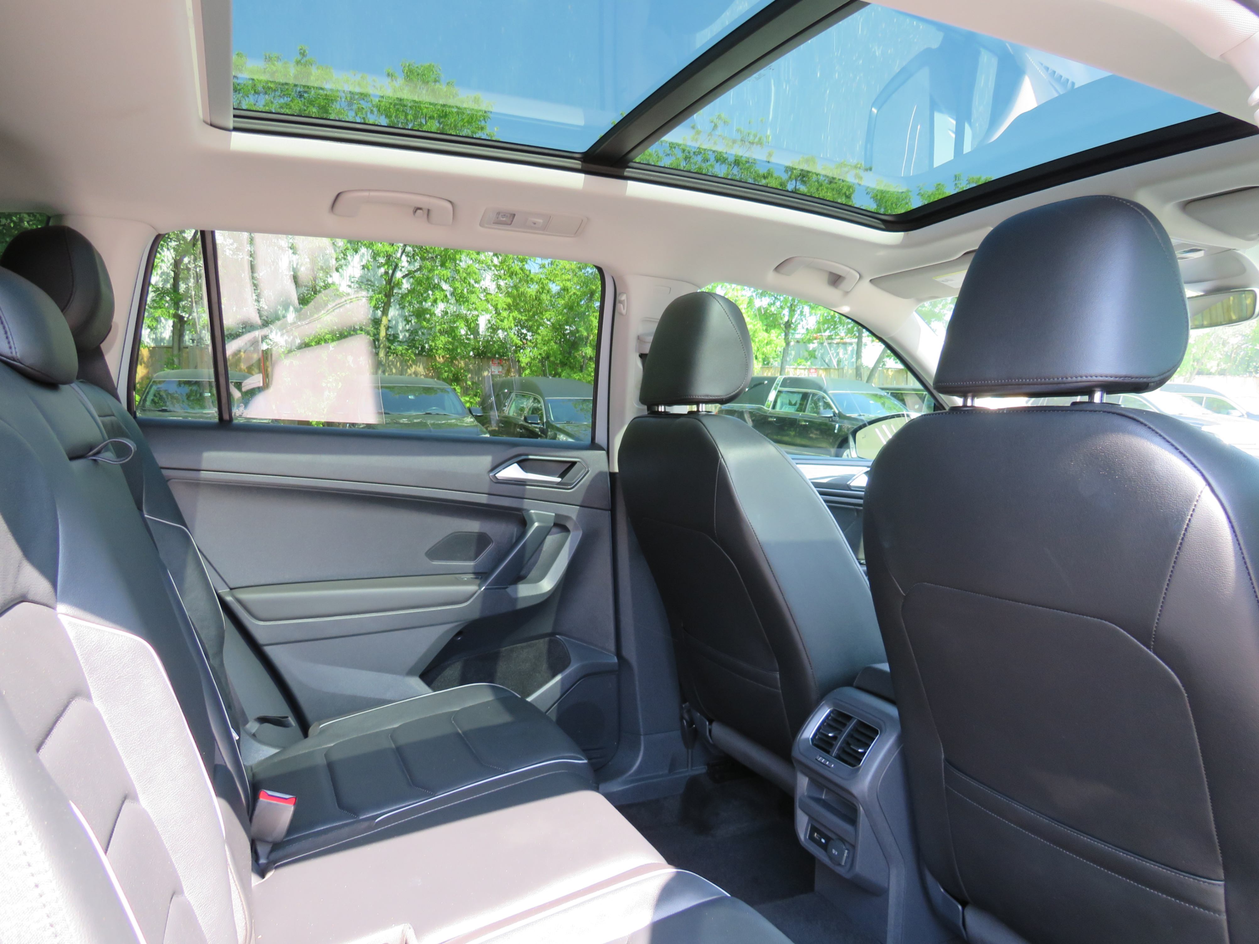 /laautomotive/2018-Volkswagen-Tiguan-690071187333378.jpg