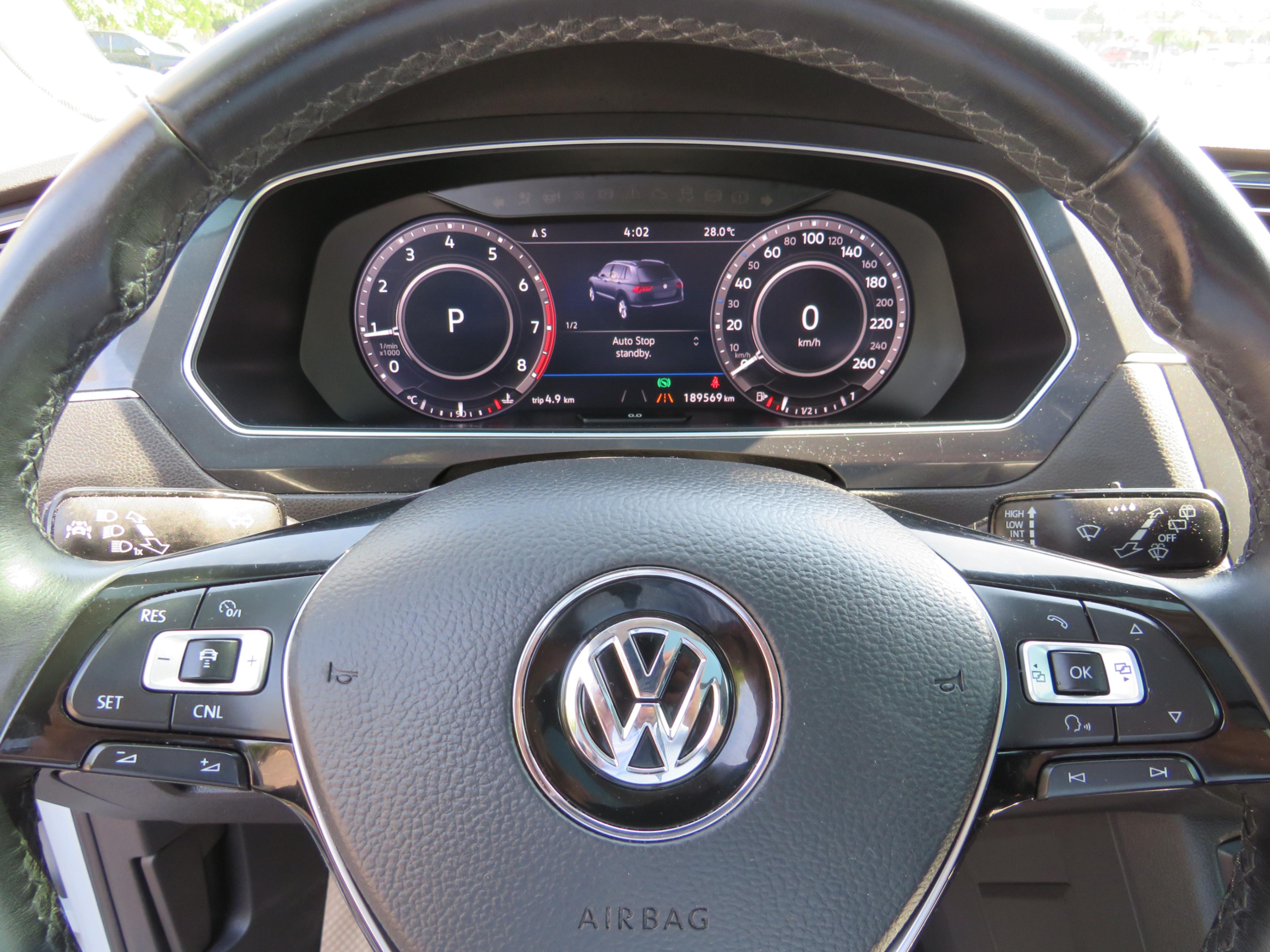 /laautomotive/2018-Volkswagen-Tiguan-7469721173363739.jpg