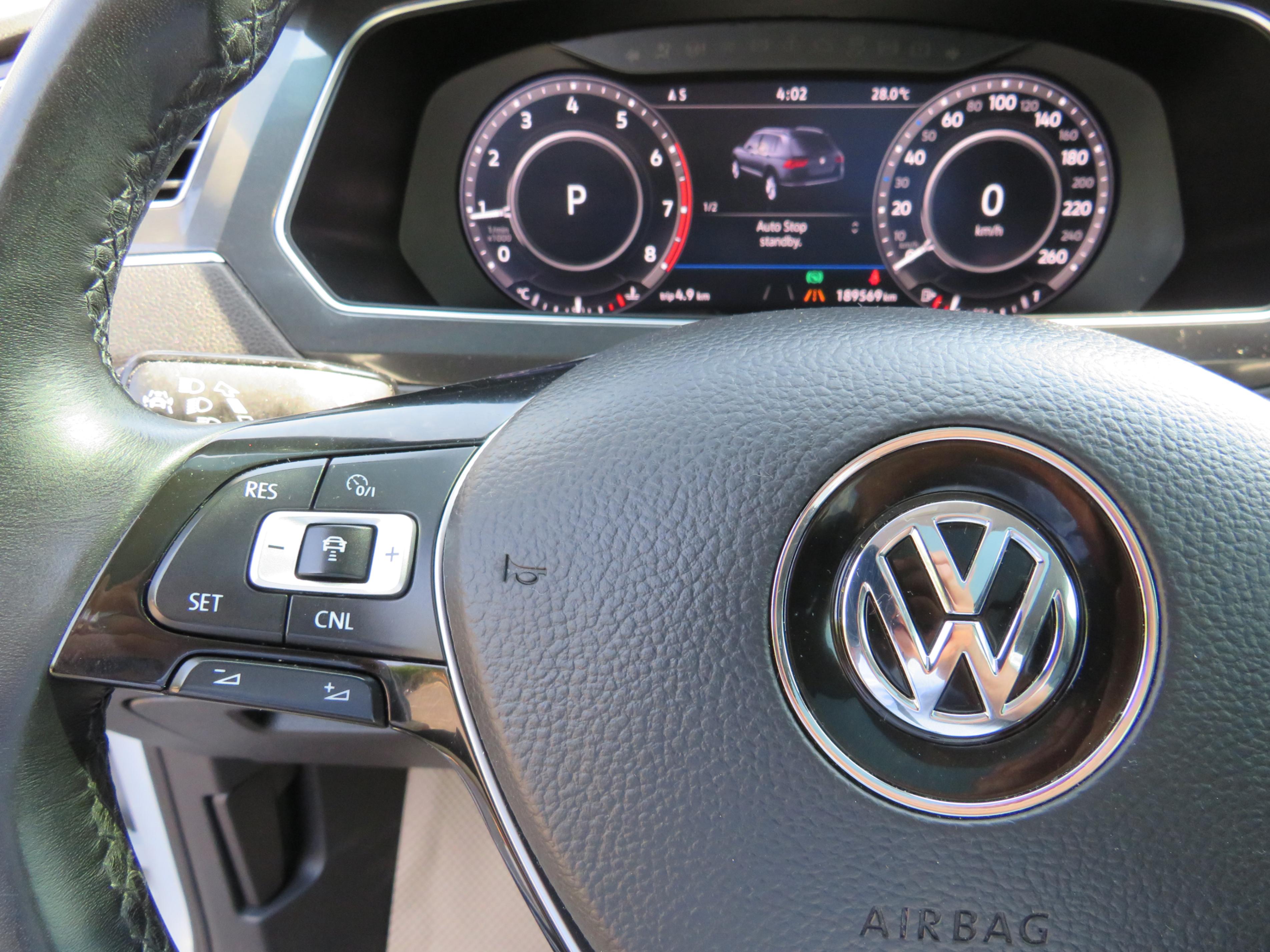 /laautomotive/2018-Volkswagen-Tiguan-8303556094604683.jpg