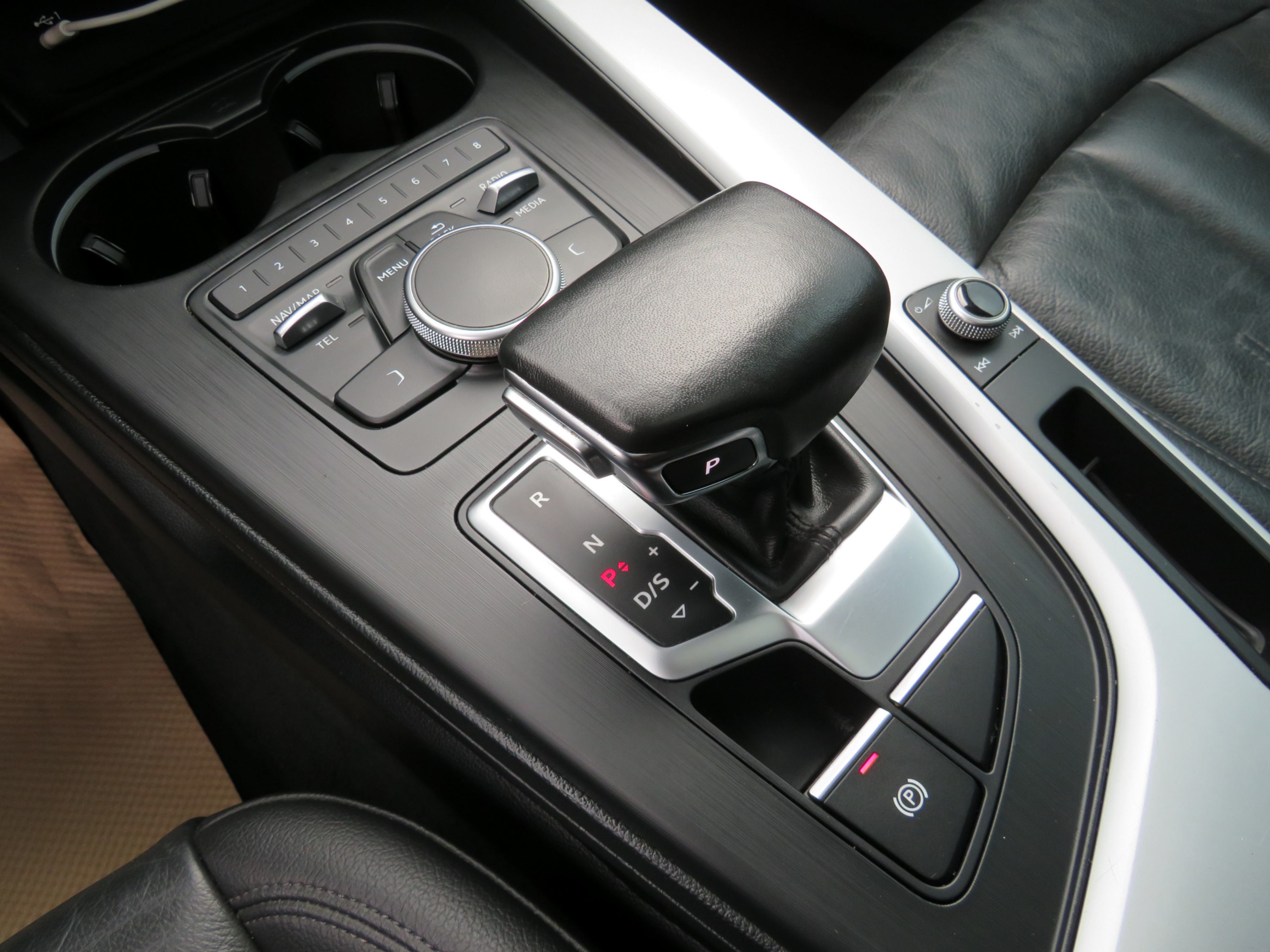 /laautomotive/2019-Audi-A4-48495196324984247.jpg