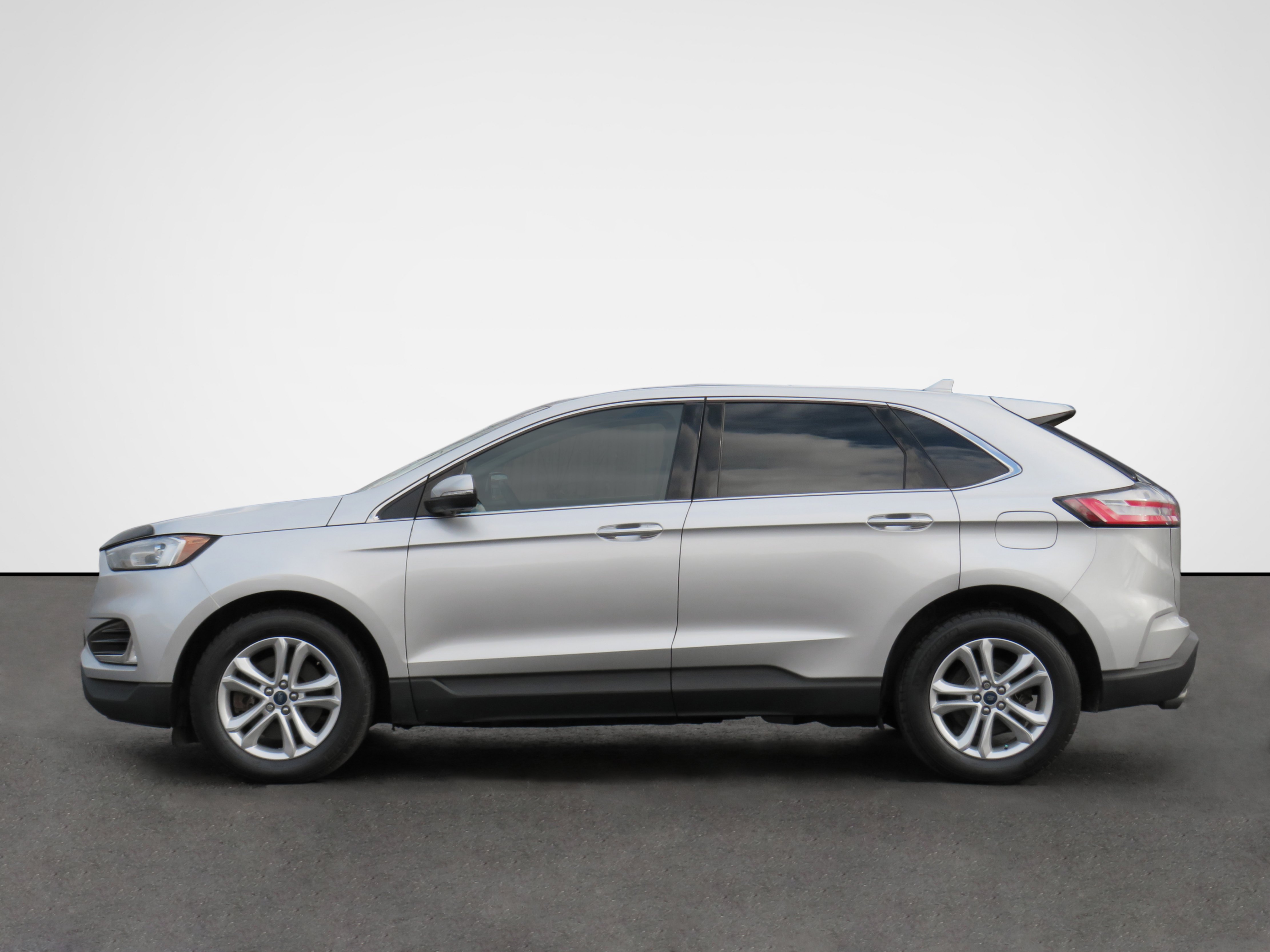 /laautomotive/2019-Ford-Edge-7320842802849536.jpg