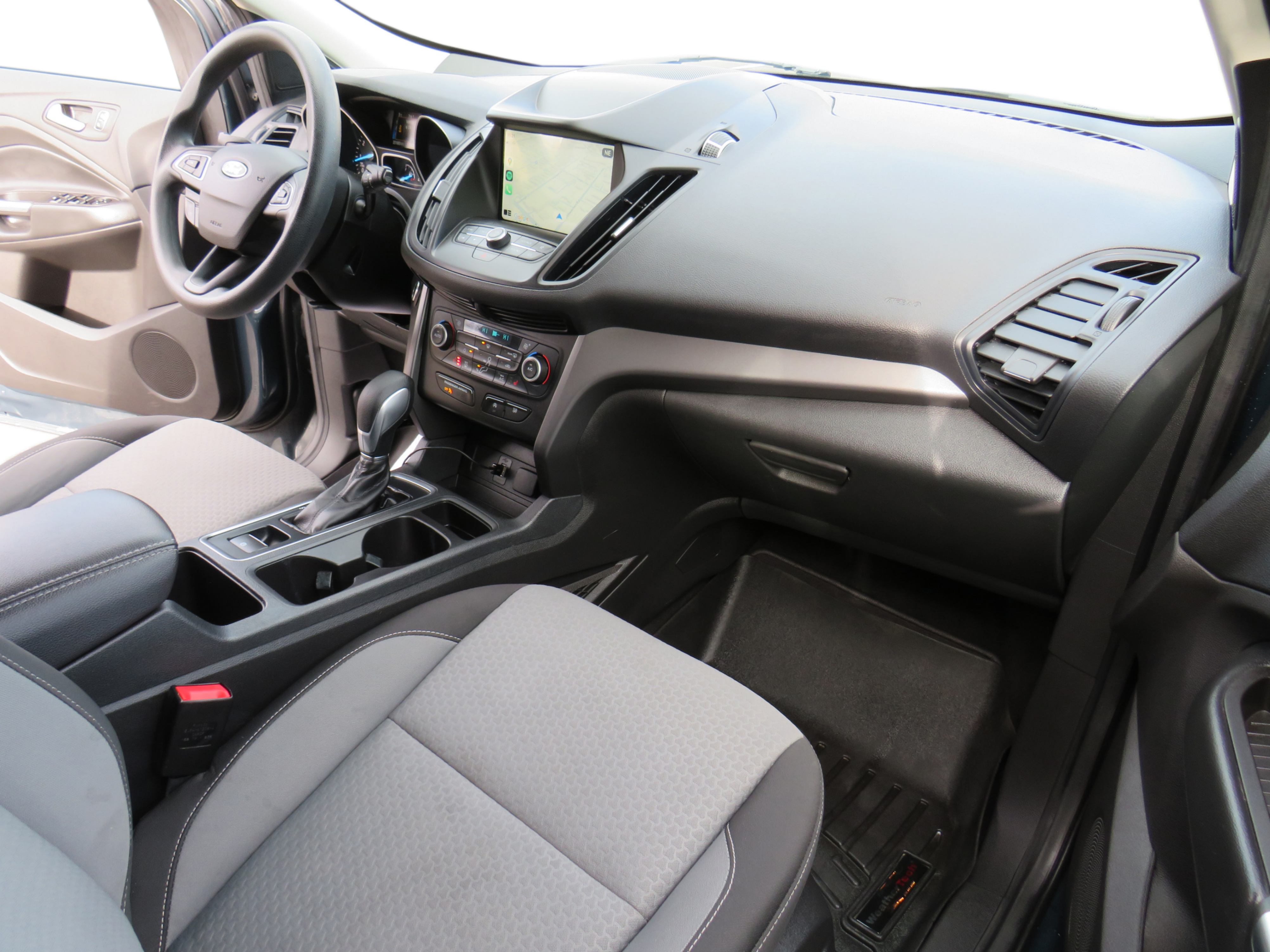 /laautomotive/2019-Ford-Escape-2100953567733541.jpg