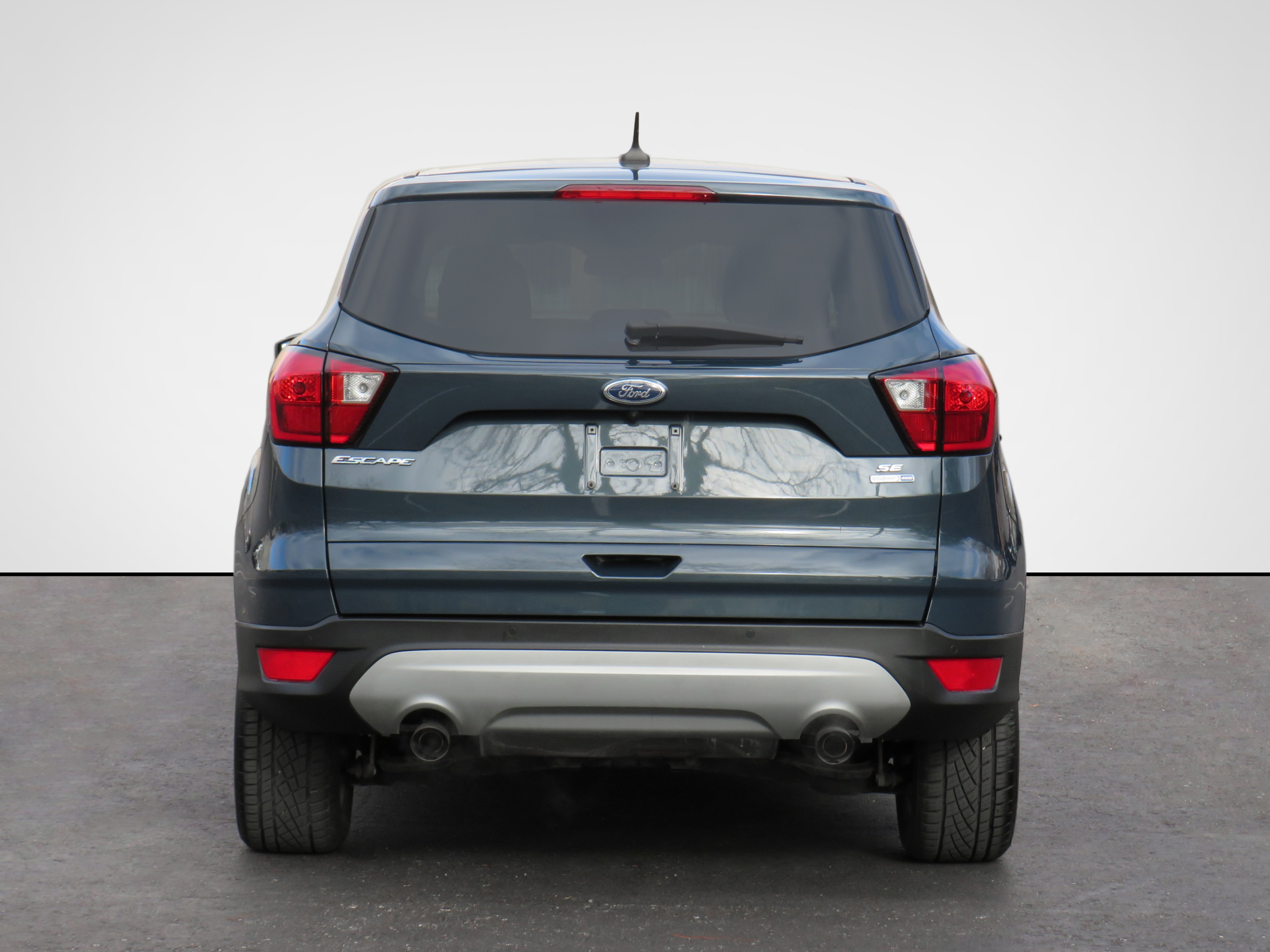 /laautomotive/2019-Ford-Escape-4446713541049083.jpg
