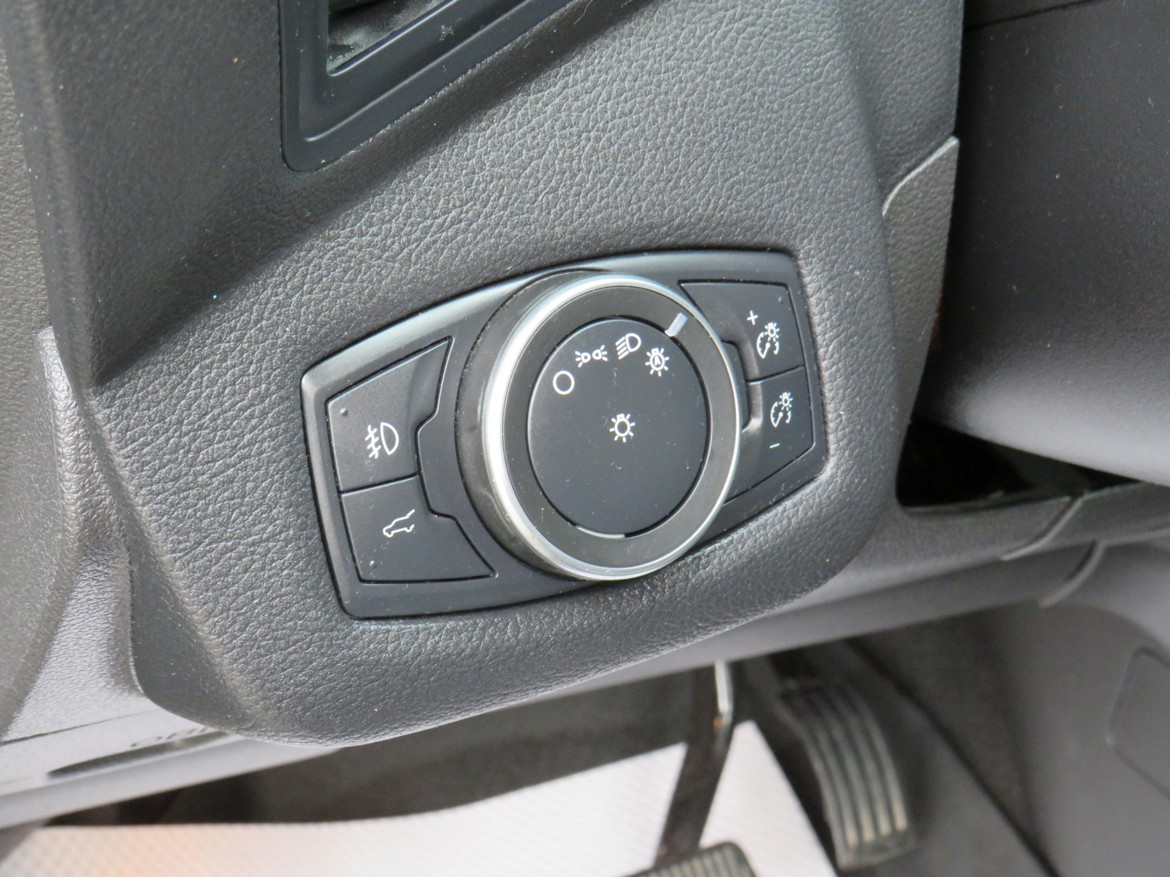 /laautomotive/2019-Ford-Escape-5347248177045087.jpg