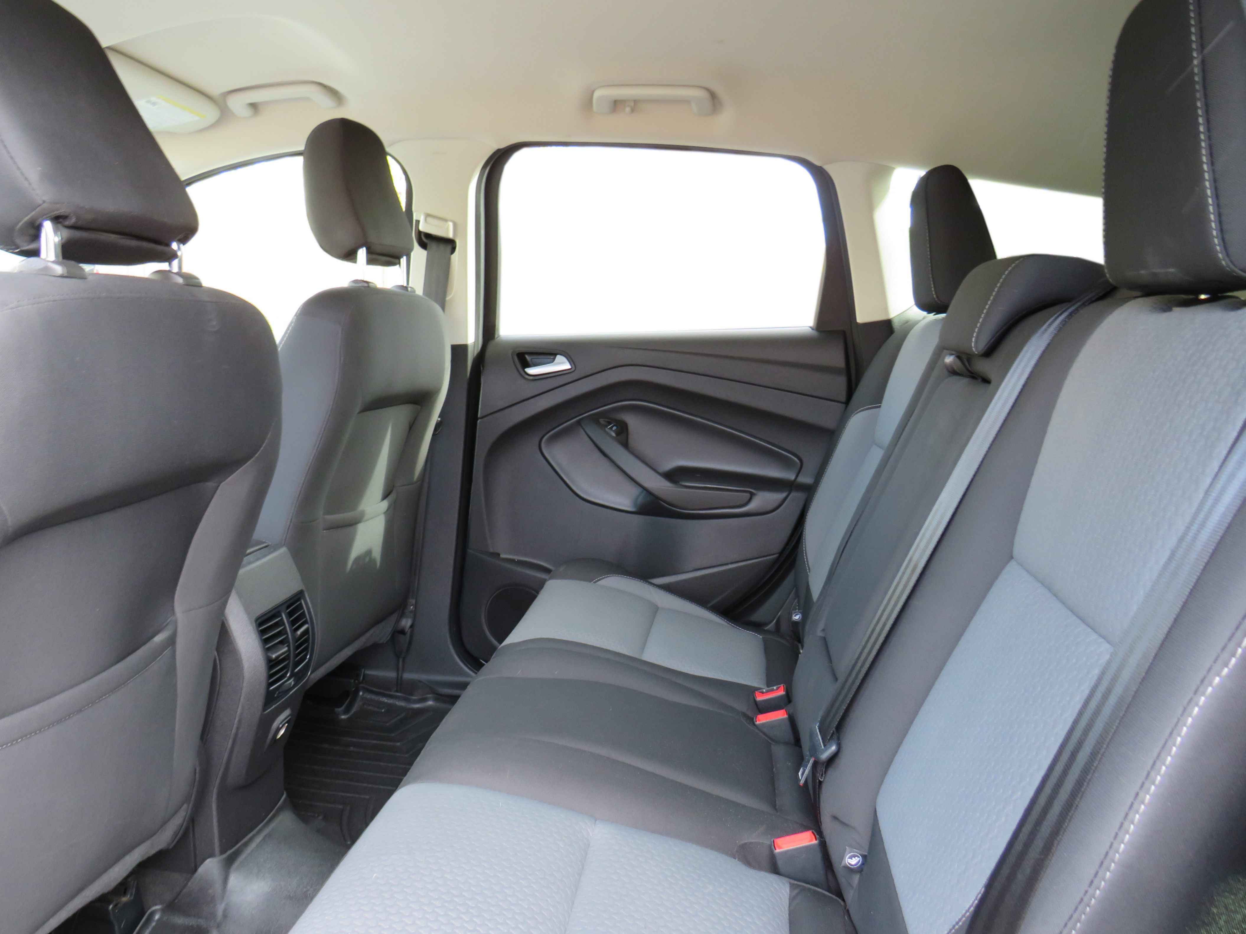 /laautomotive/2019-Ford-Escape-5848572087153492.jpg