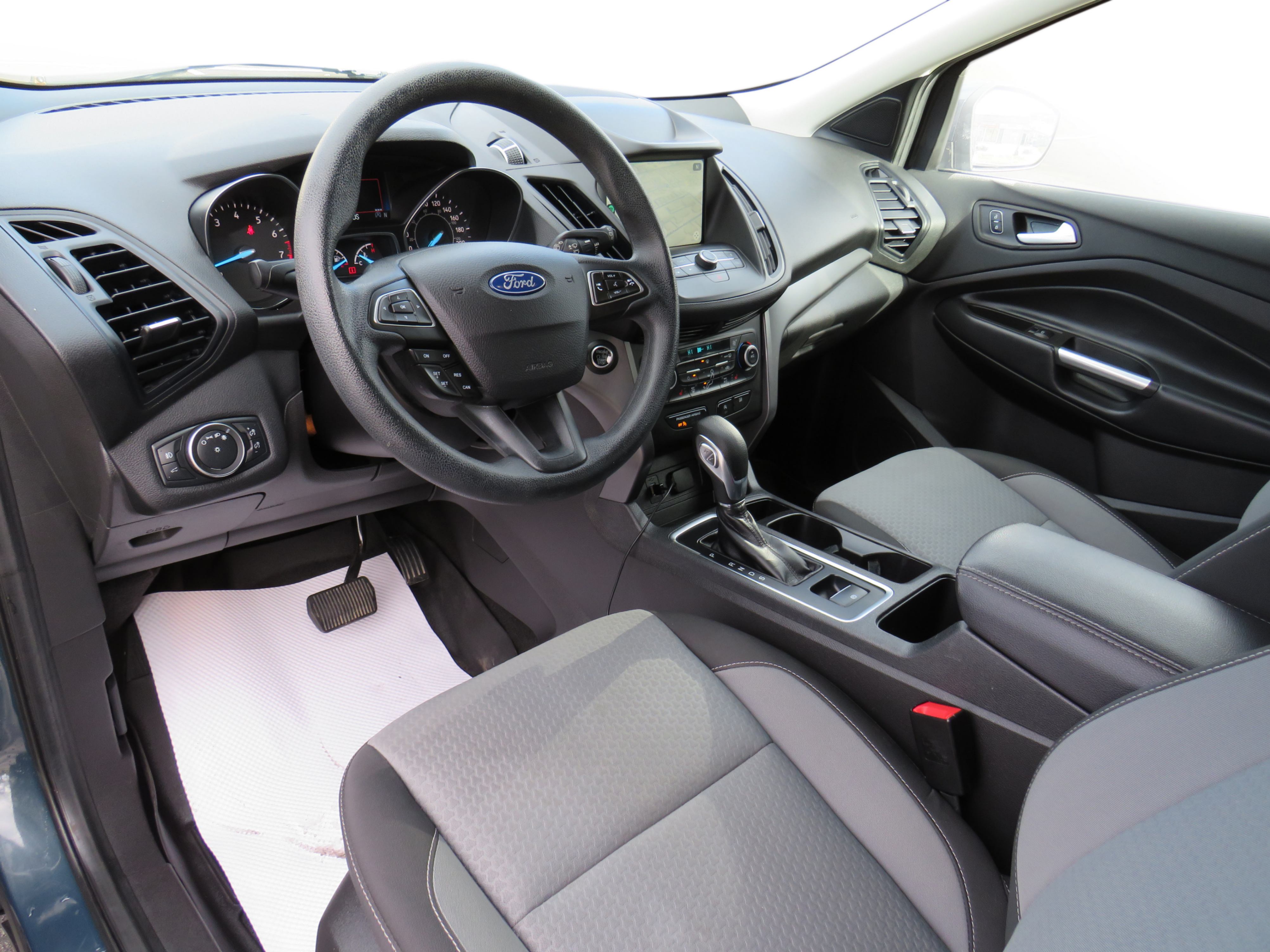 /laautomotive/2019-Ford-Escape-7741776052943812.jpg
