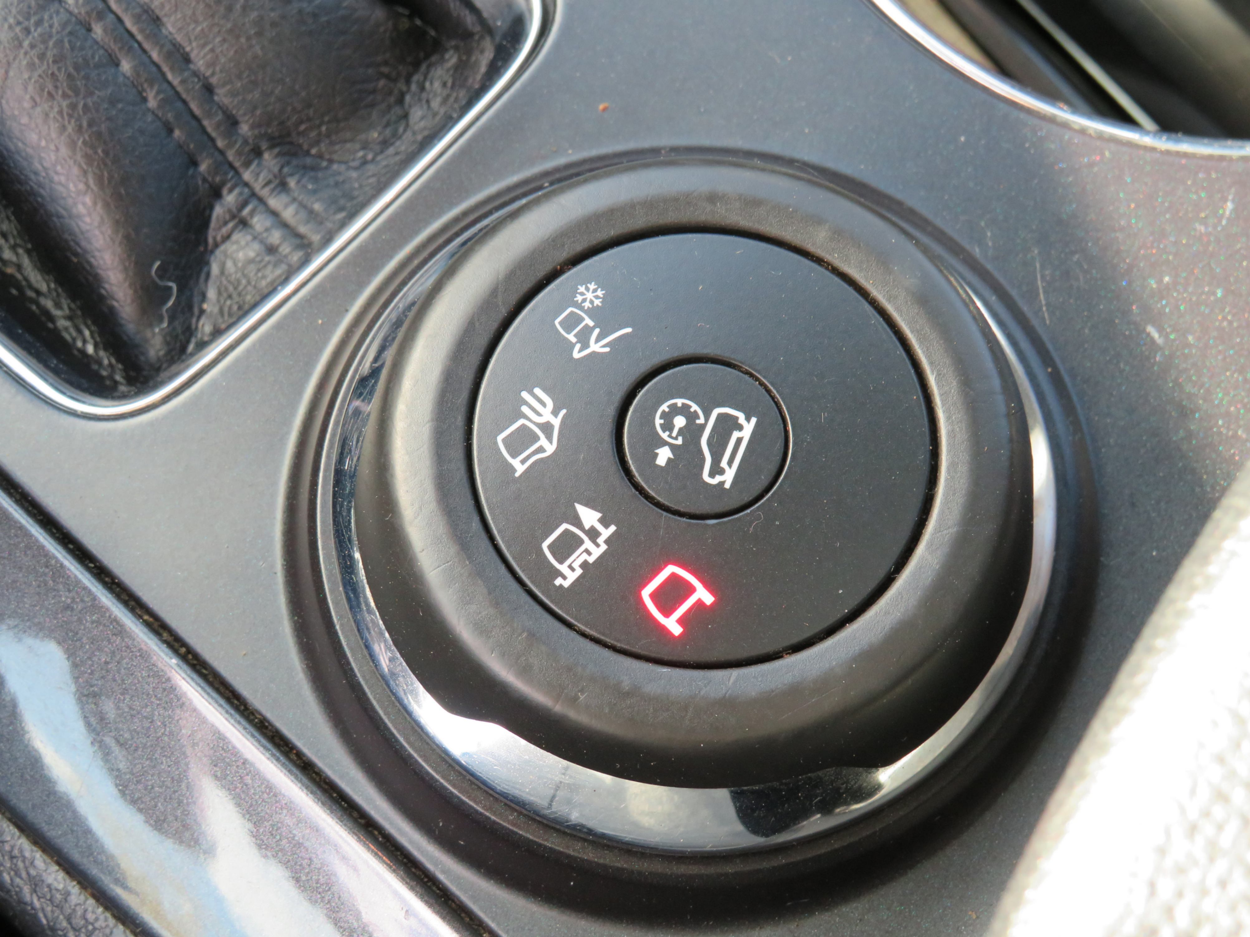 /laautomotive/2019-Ford-Explorer-07815890192846053.jpg