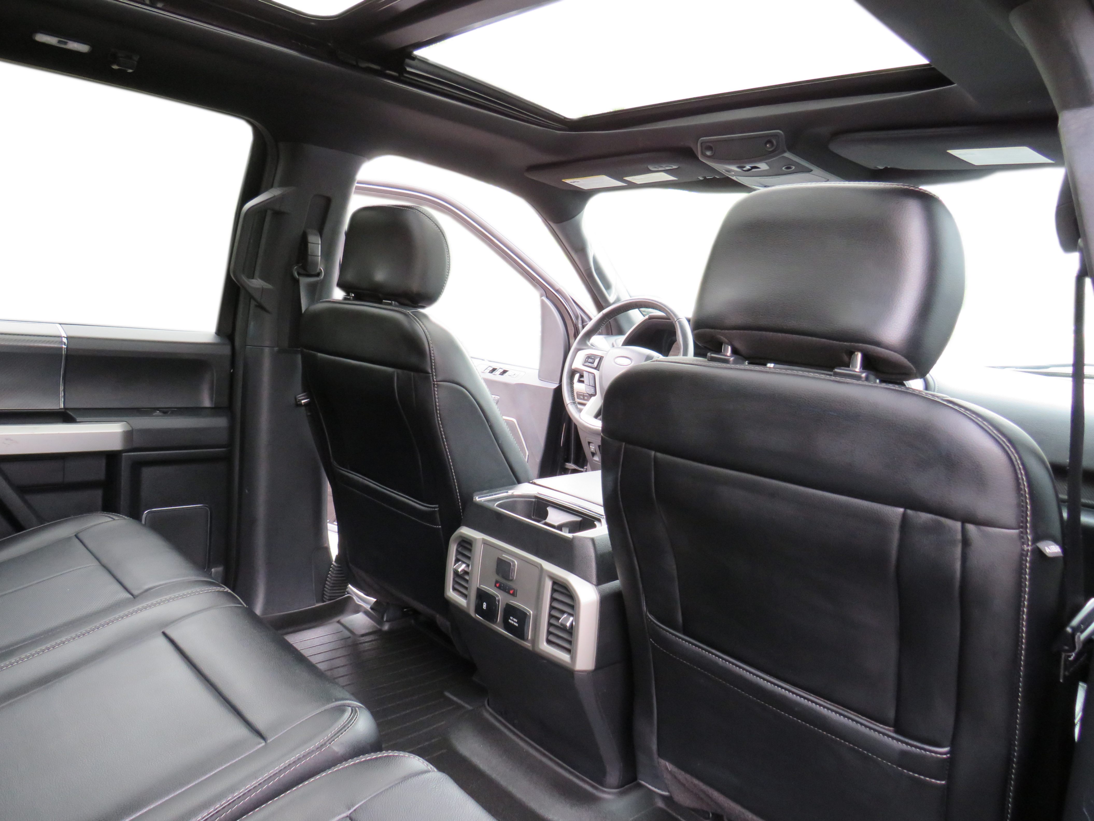 /laautomotive/2019-Ford-F-150-6938888345936347.jpg