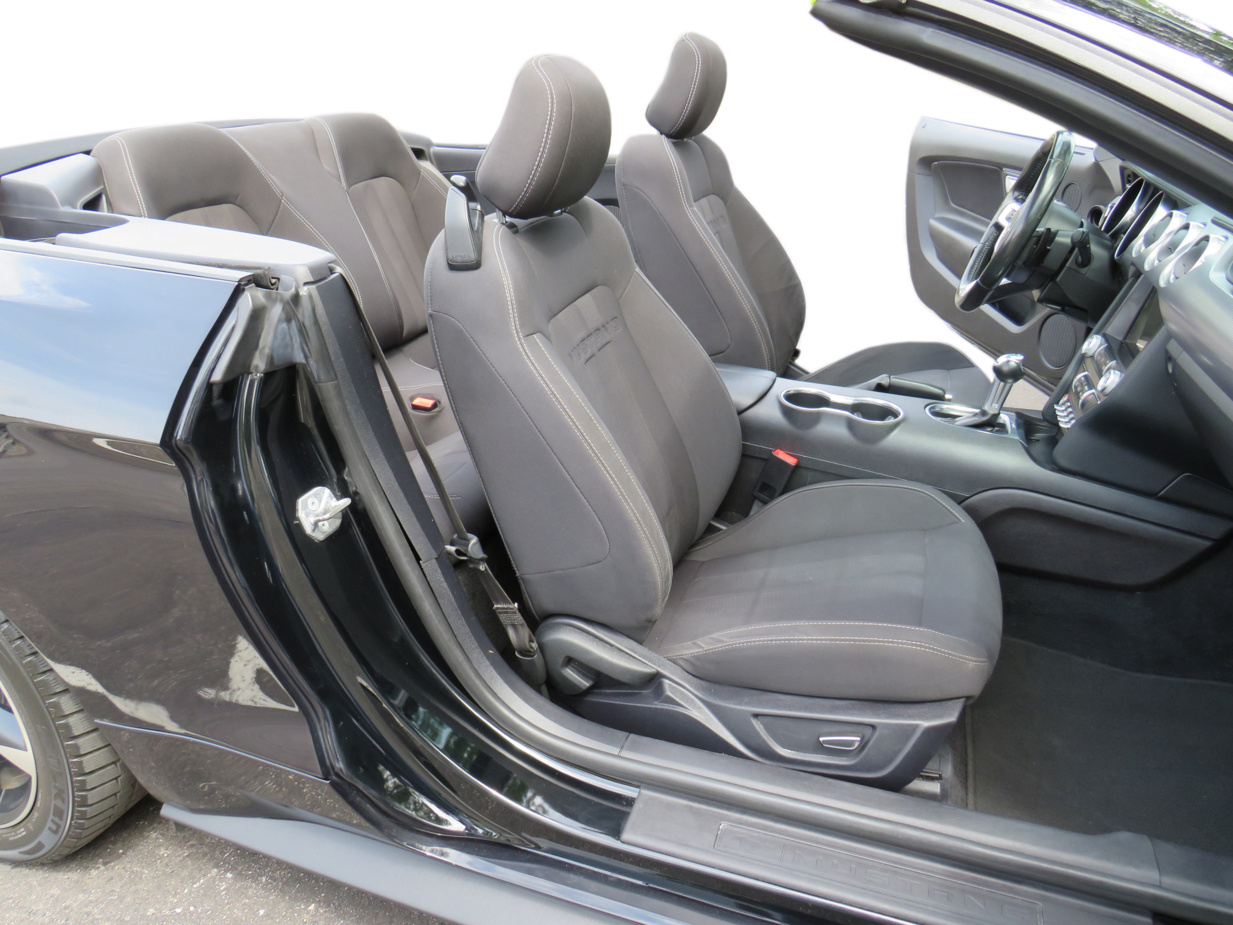 /laautomotive/2019-Ford-Mustang-4980588210031729.jpg