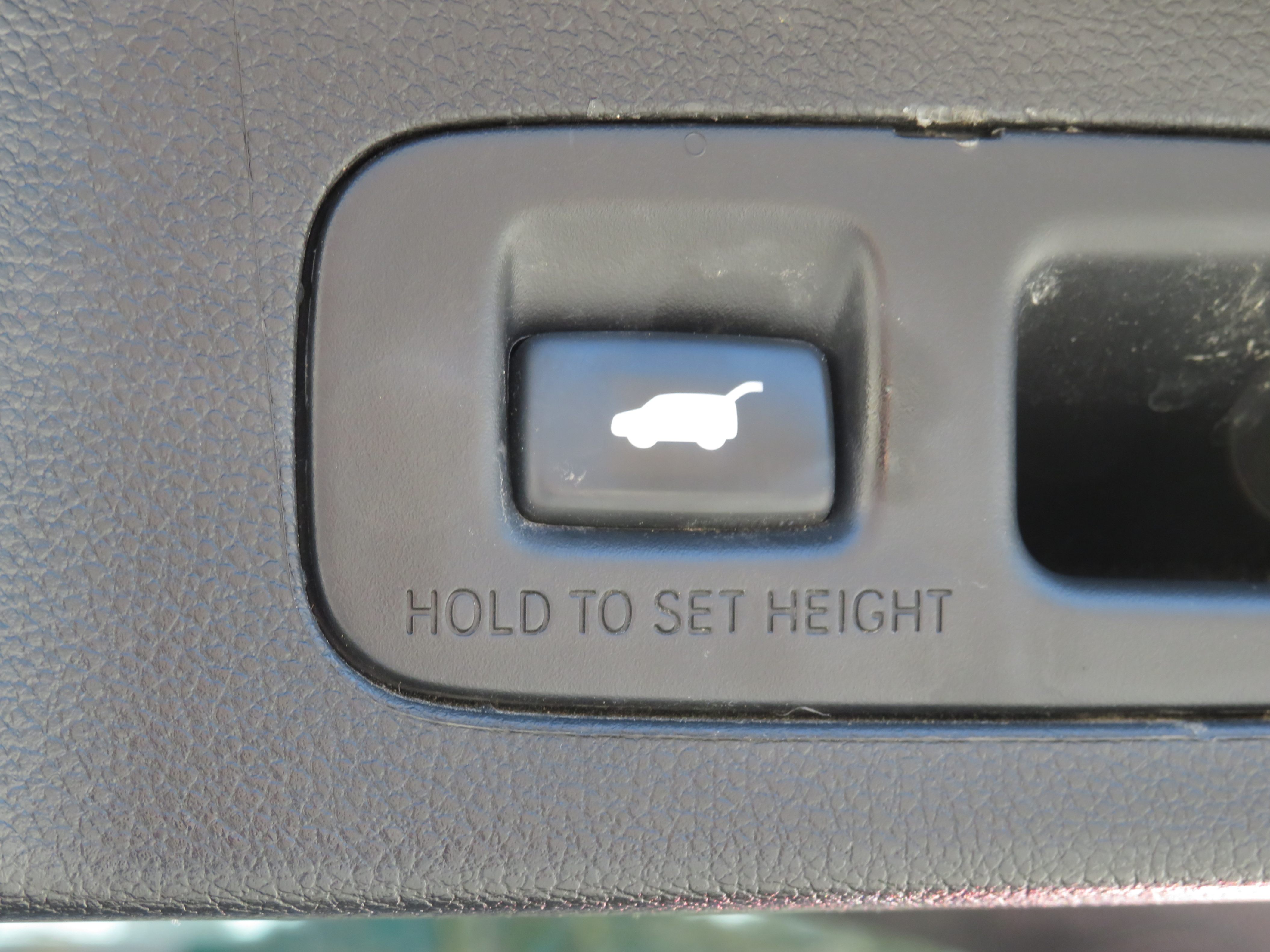 /laautomotive/2019-Honda-CR-V-5416296201264956.jpg