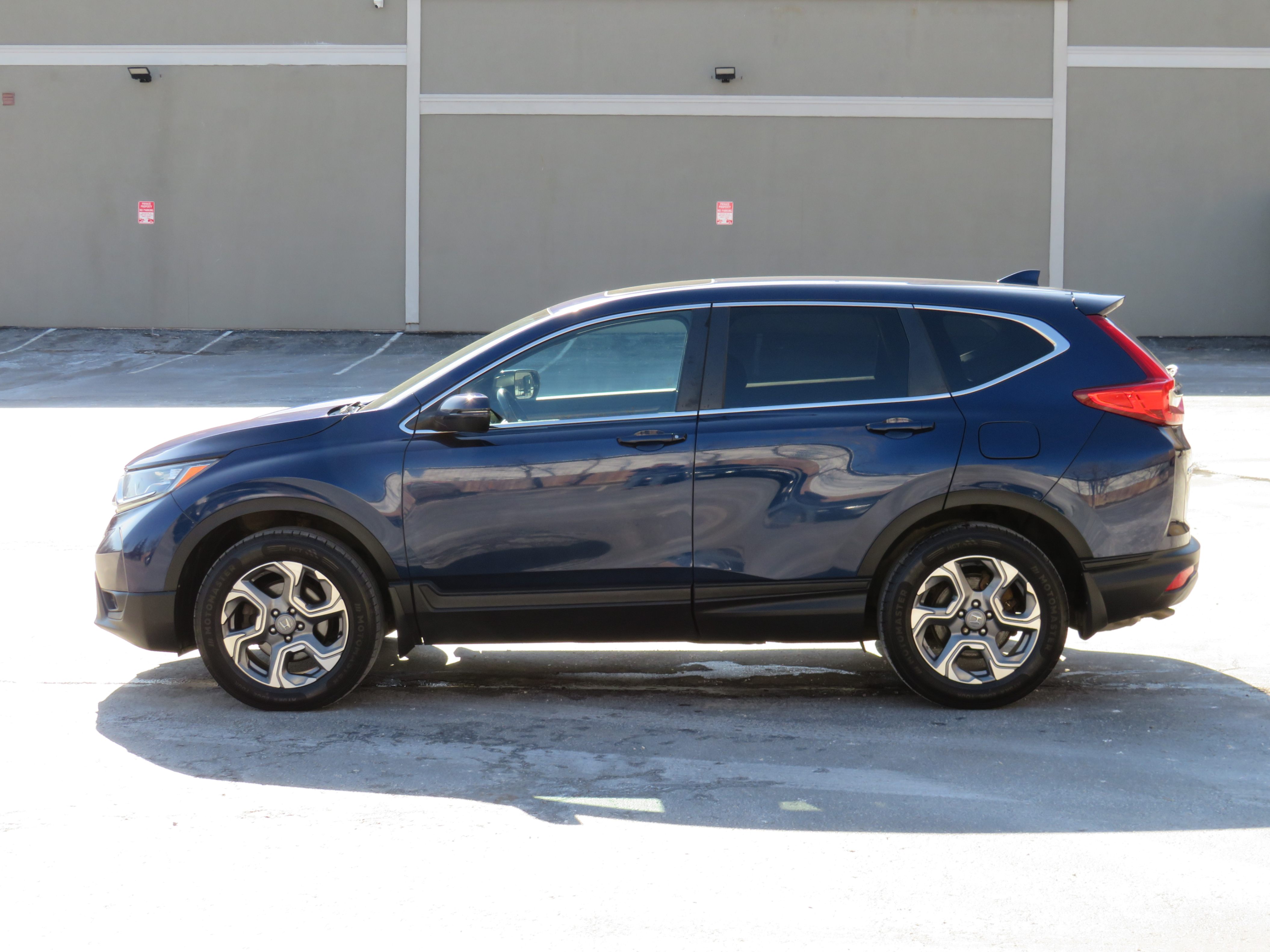/laautomotive/2019-Honda-CR-V-712558177146152.jpg