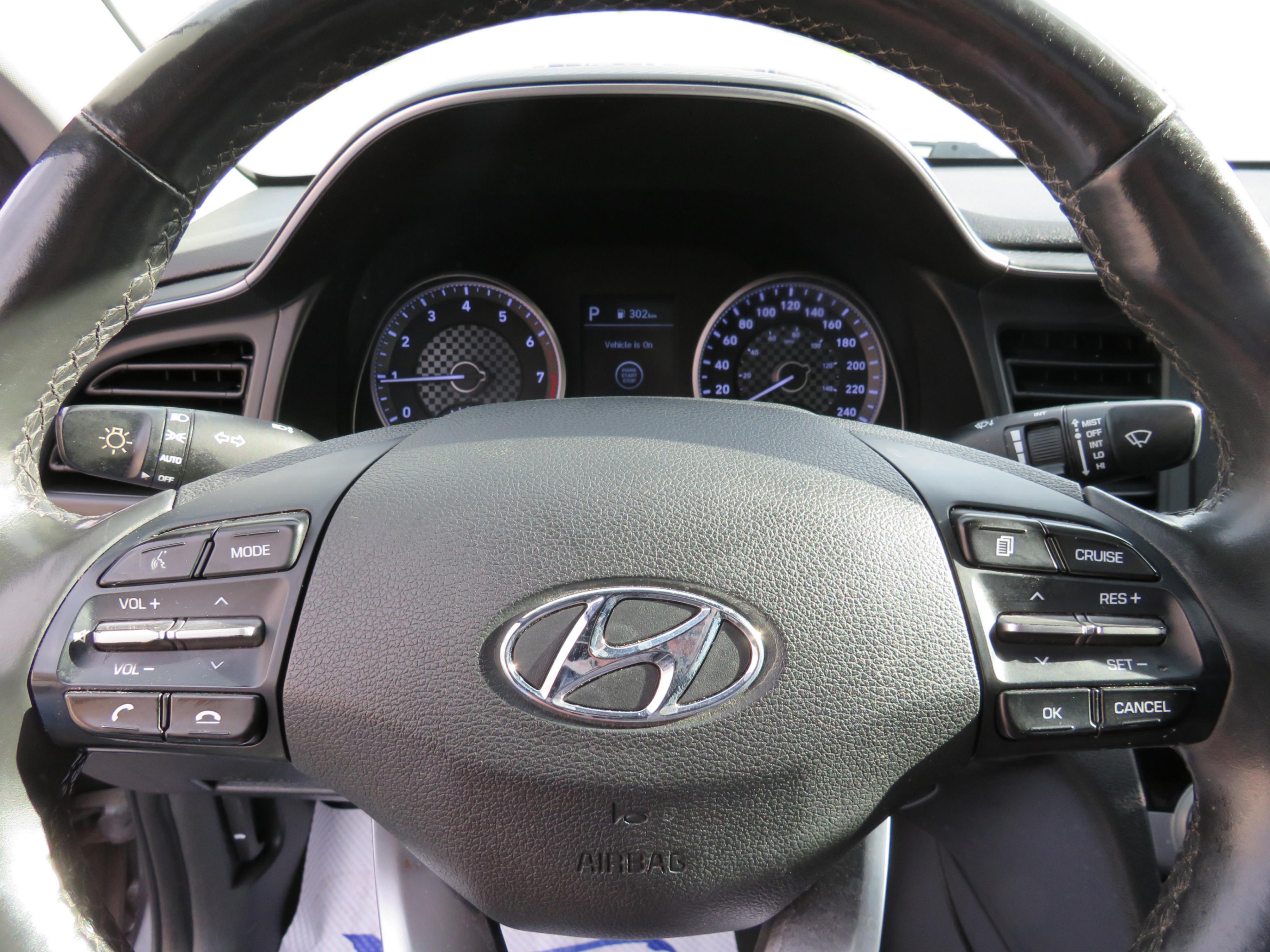 /laautomotive/2019-Hyundai-Elantra-027269028231350134.jpg