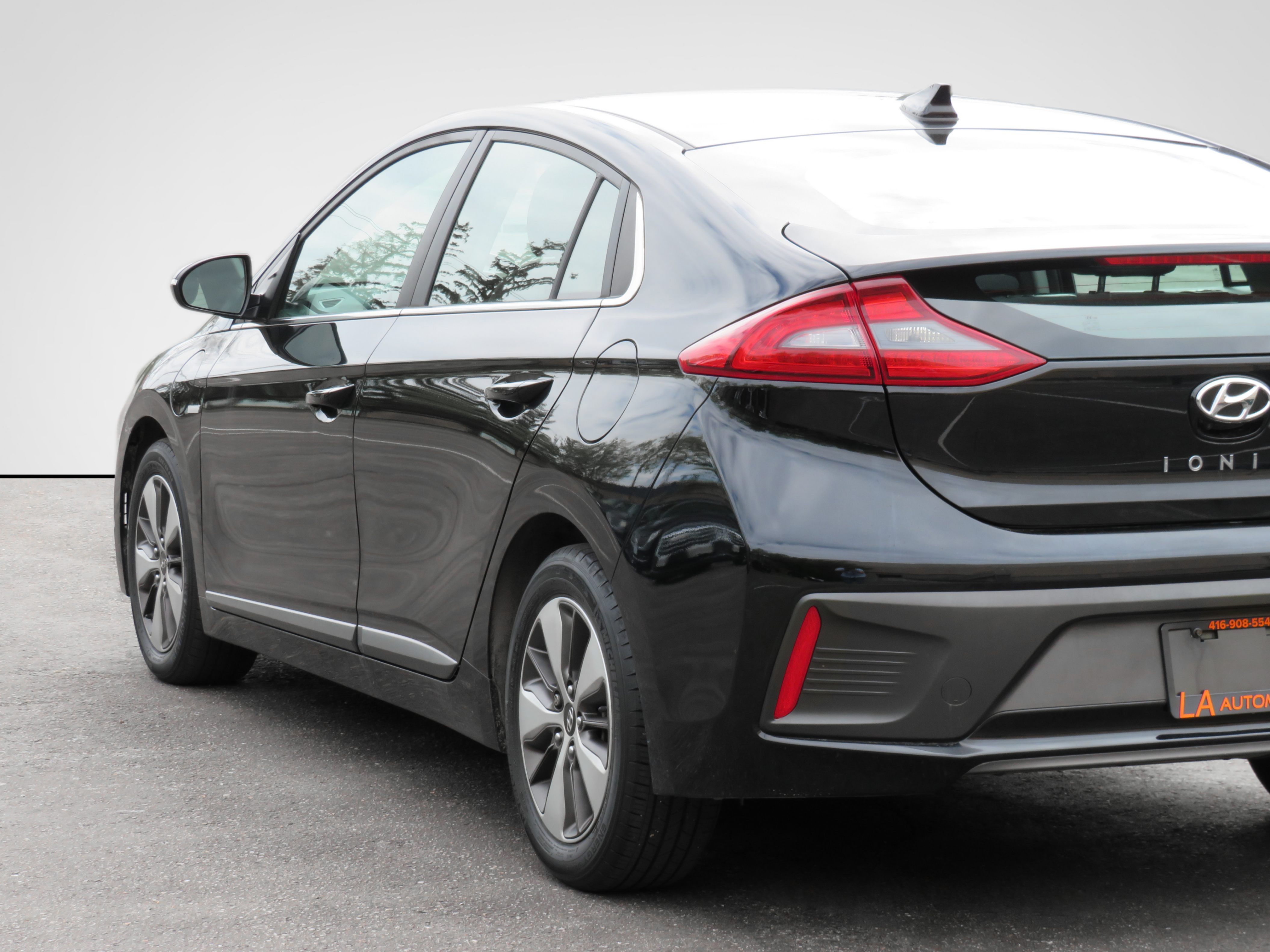 /laautomotive/2019-Hyundai-IoniqElectric-29897573641169184.jpg