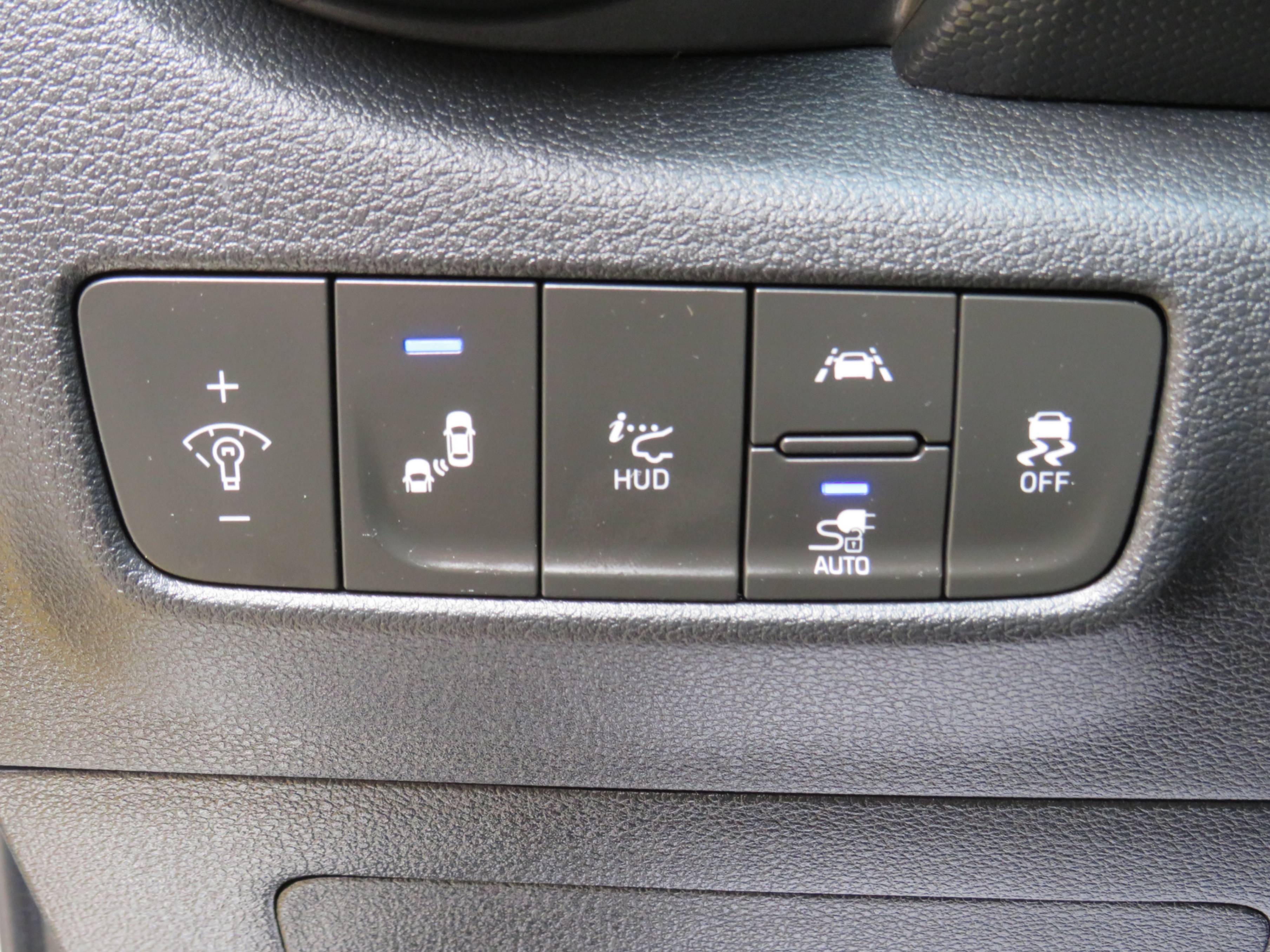 /laautomotive/2019-Hyundai-KonaEV-5534539285503659.jpg