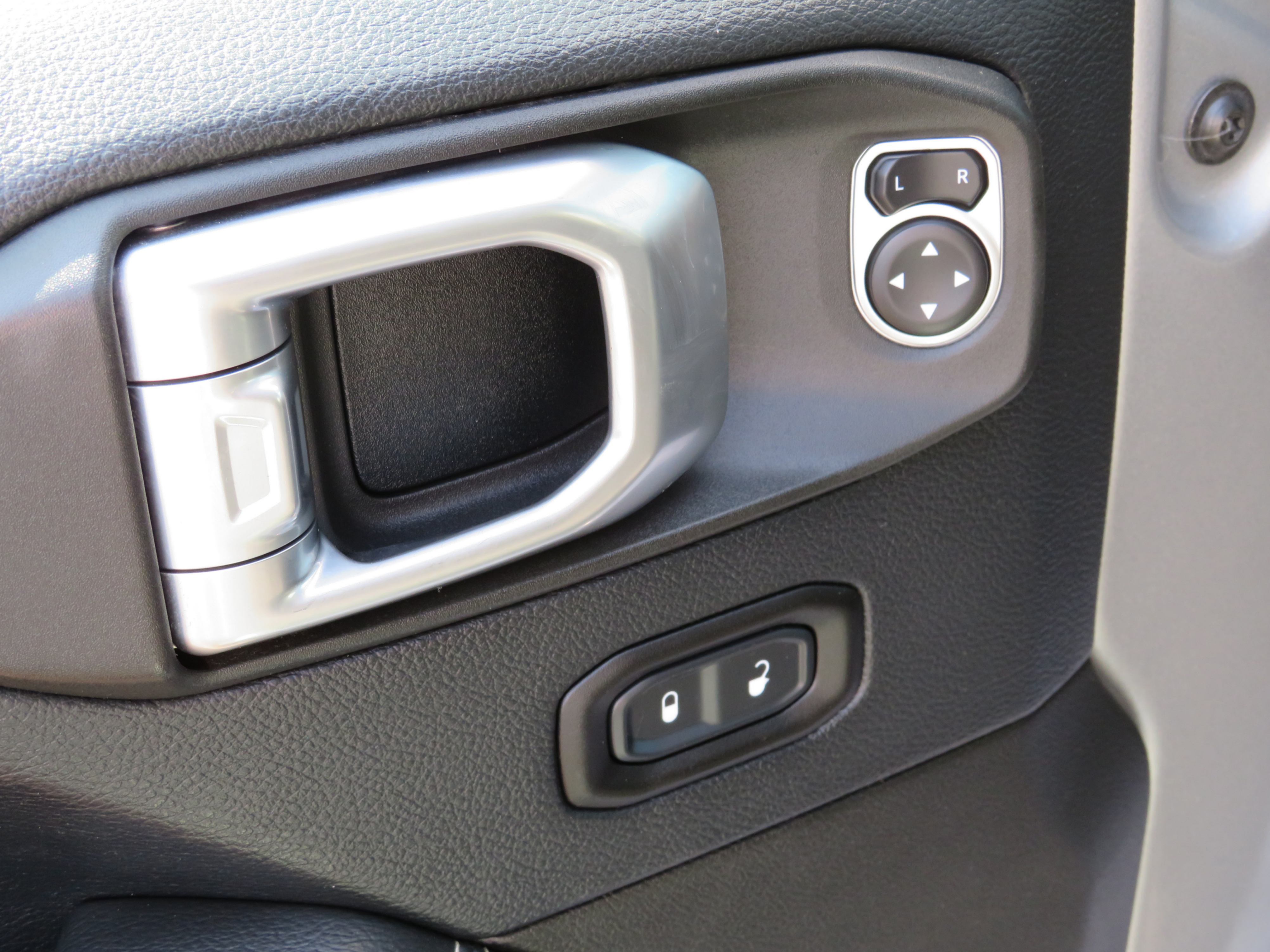 /laautomotive/2019-Jeep-WranglerUnlimited-671168704687438.jpg