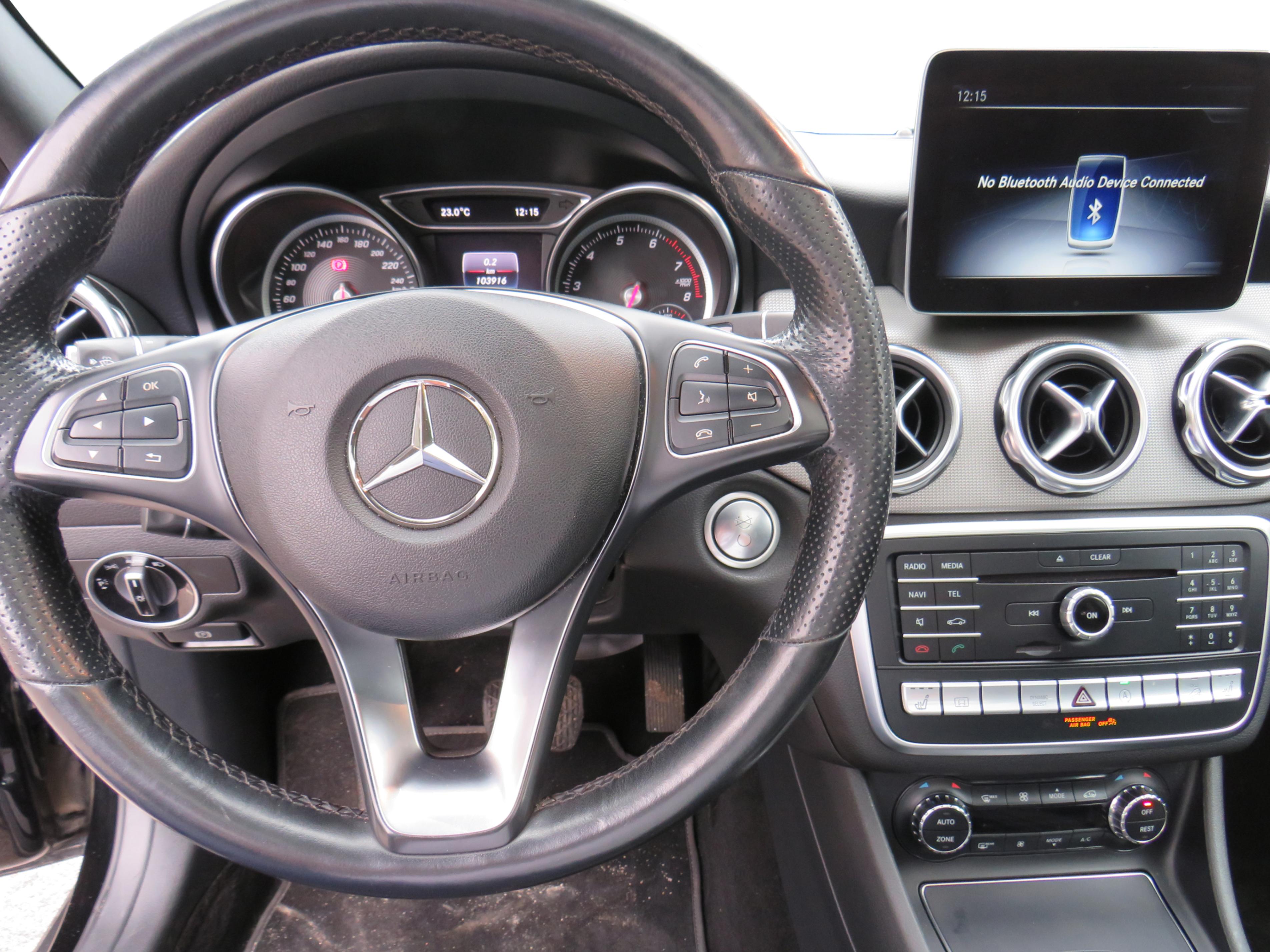 /laautomotive/2019-Mercedes-Benz-GLA-05976809852060527.jpg
