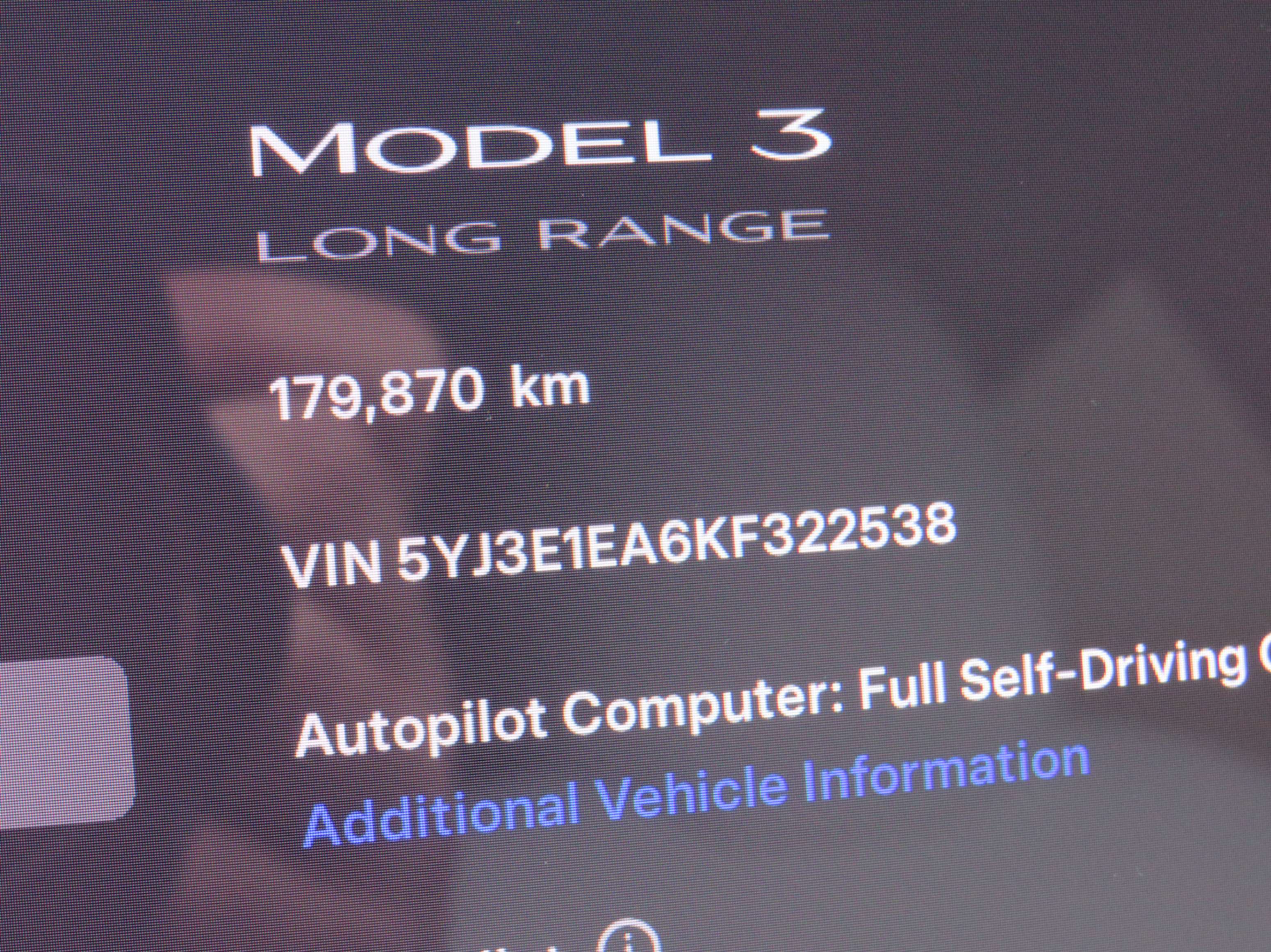 /laautomotive/2019-Tesla-Model3-7732977377576267.jpg