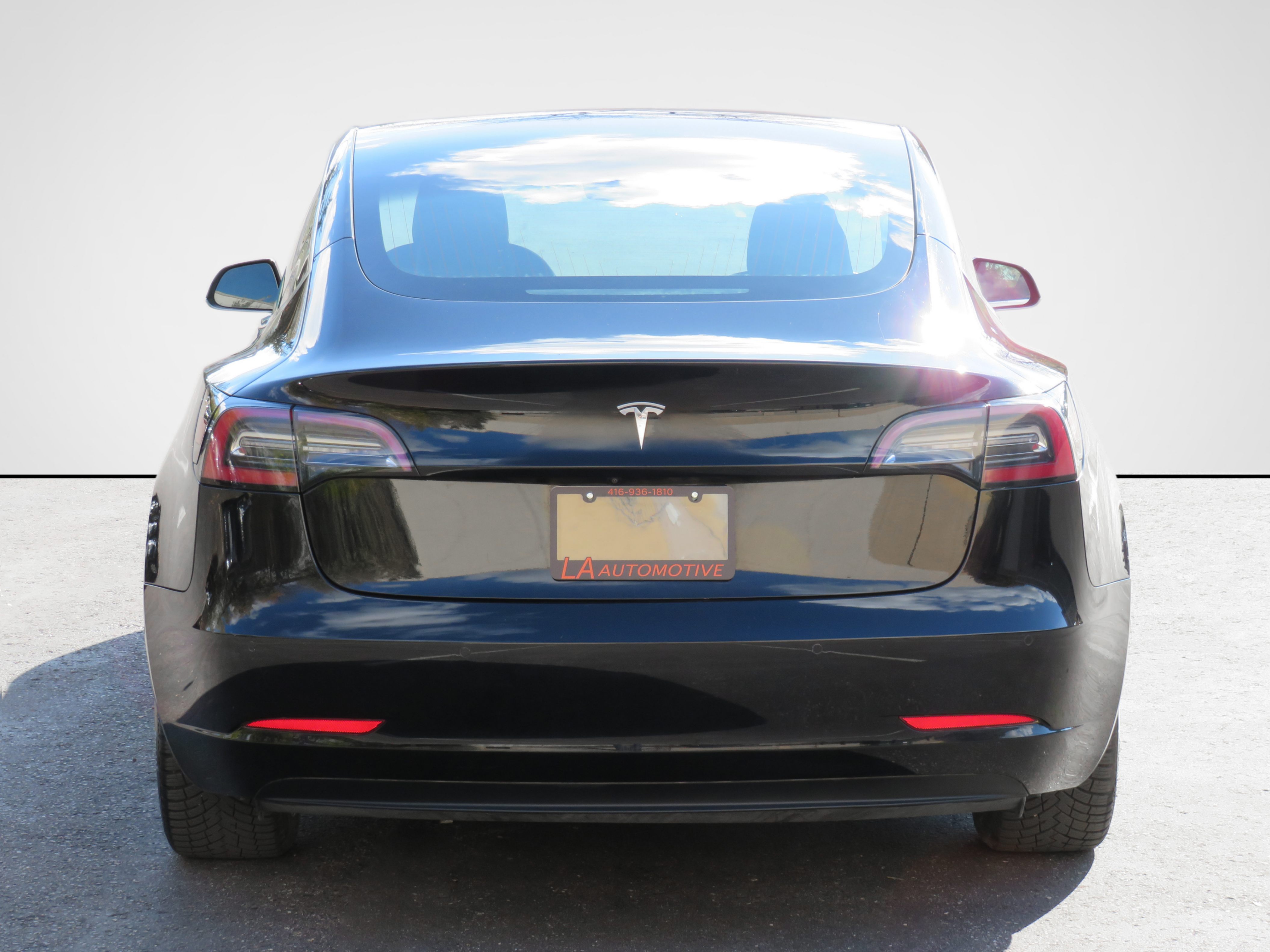 /laautomotive/2019-Tesla-Model3-8054529723666934.jpg