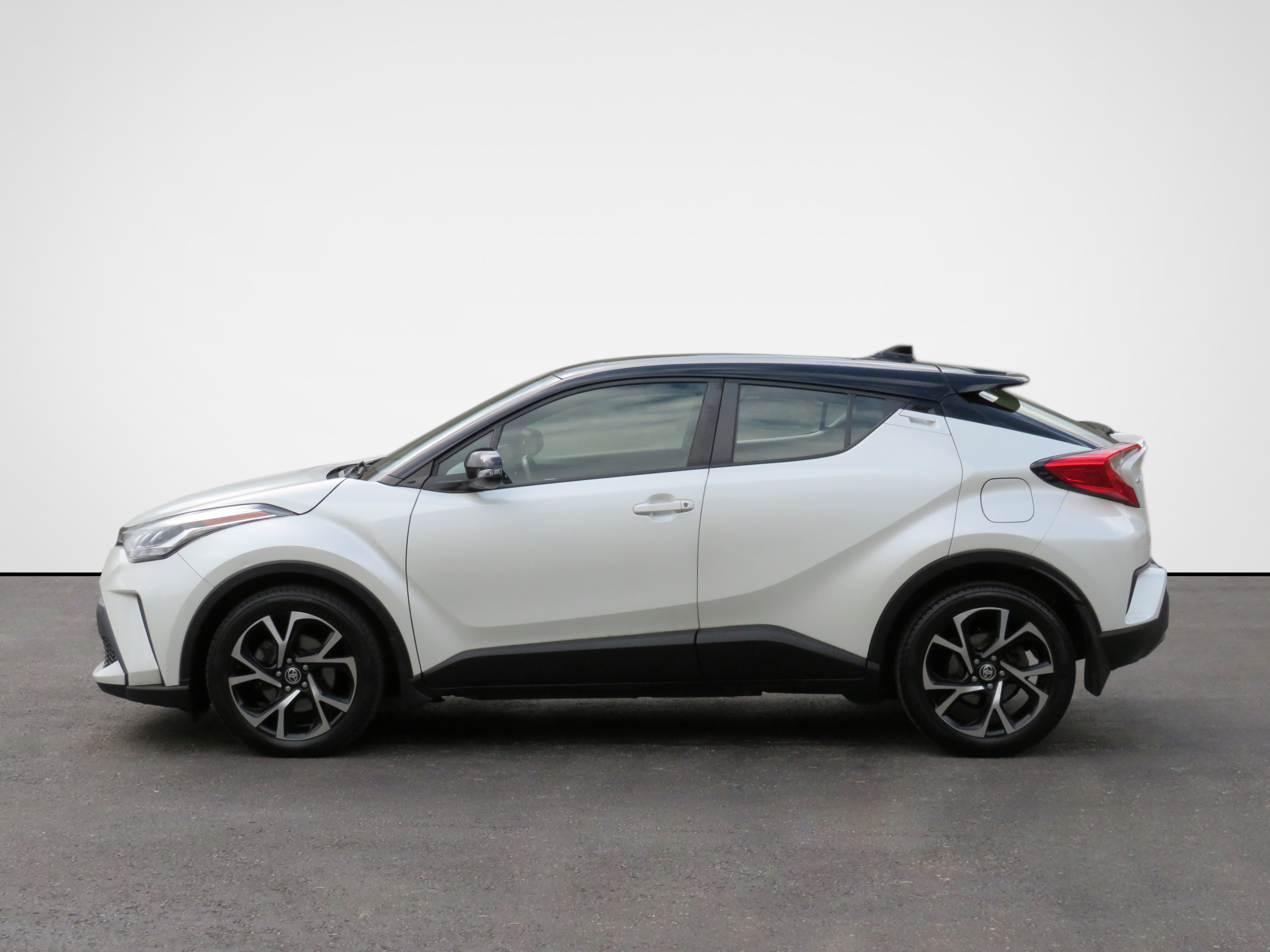 /laautomotive/2019-Toyota-C-HR-07910024123621362.jpg