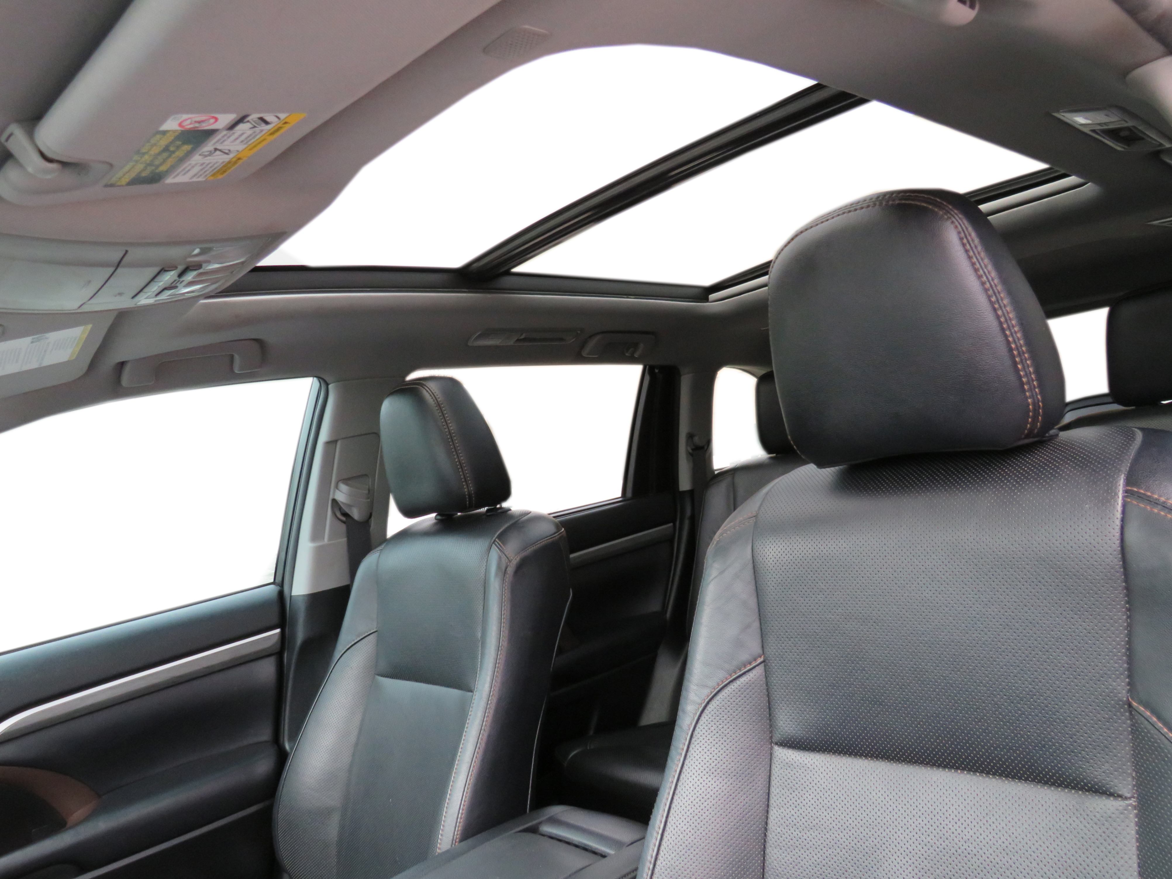 /laautomotive/2019-Toyota-Highlander-48846544222880817.jpg