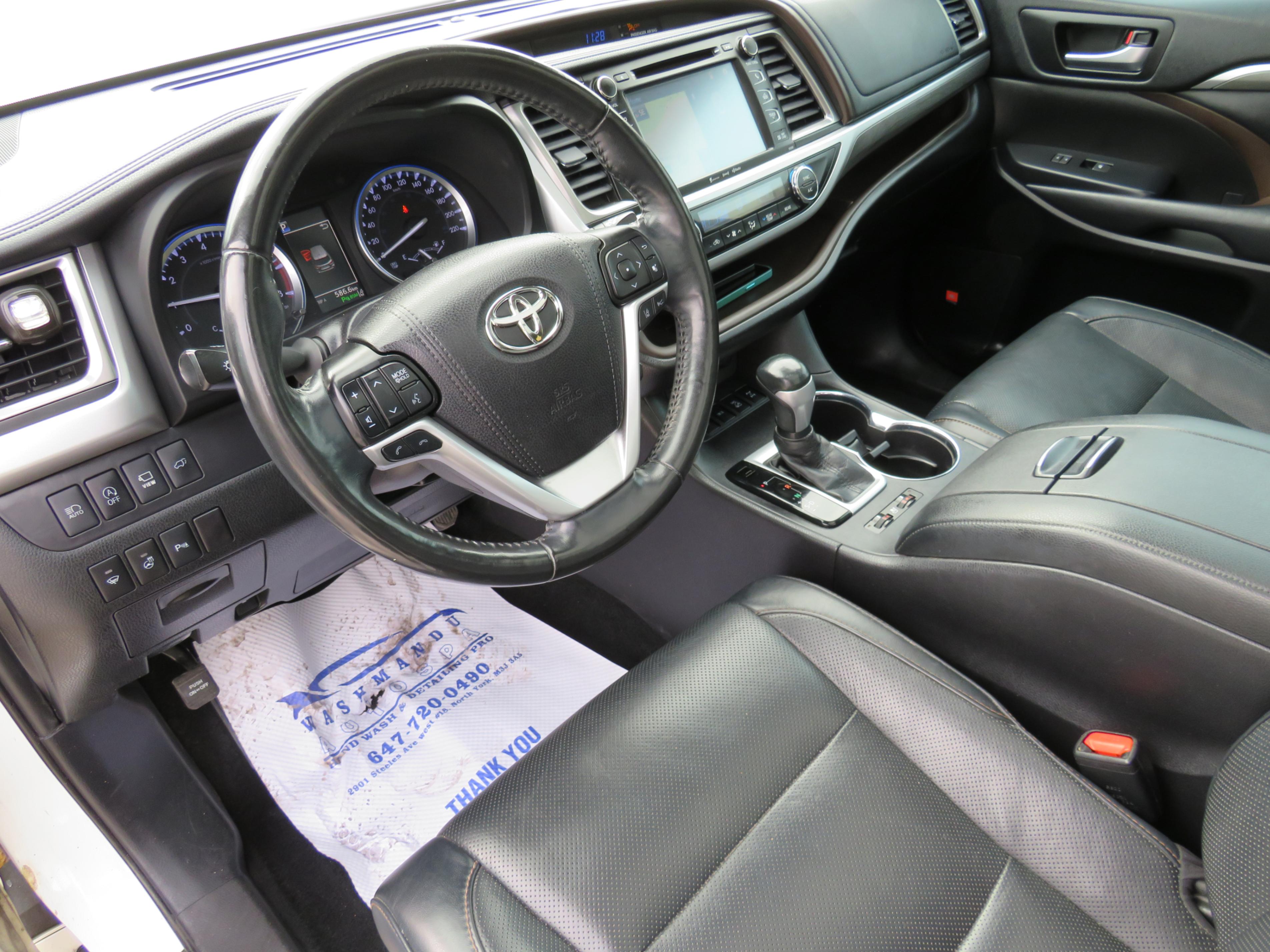 /laautomotive/2019-Toyota-Highlander-5447726714596124.jpg