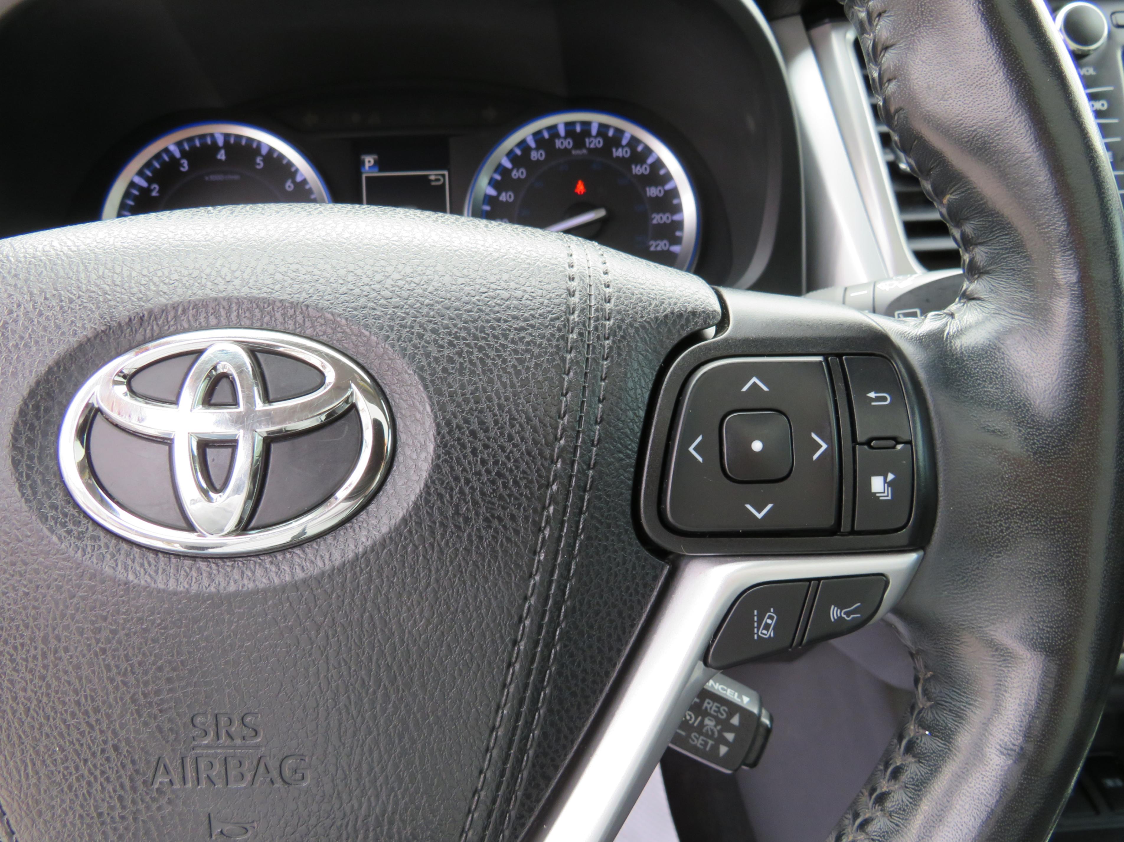 /laautomotive/2019-Toyota-Highlander-6069827983055469.jpg