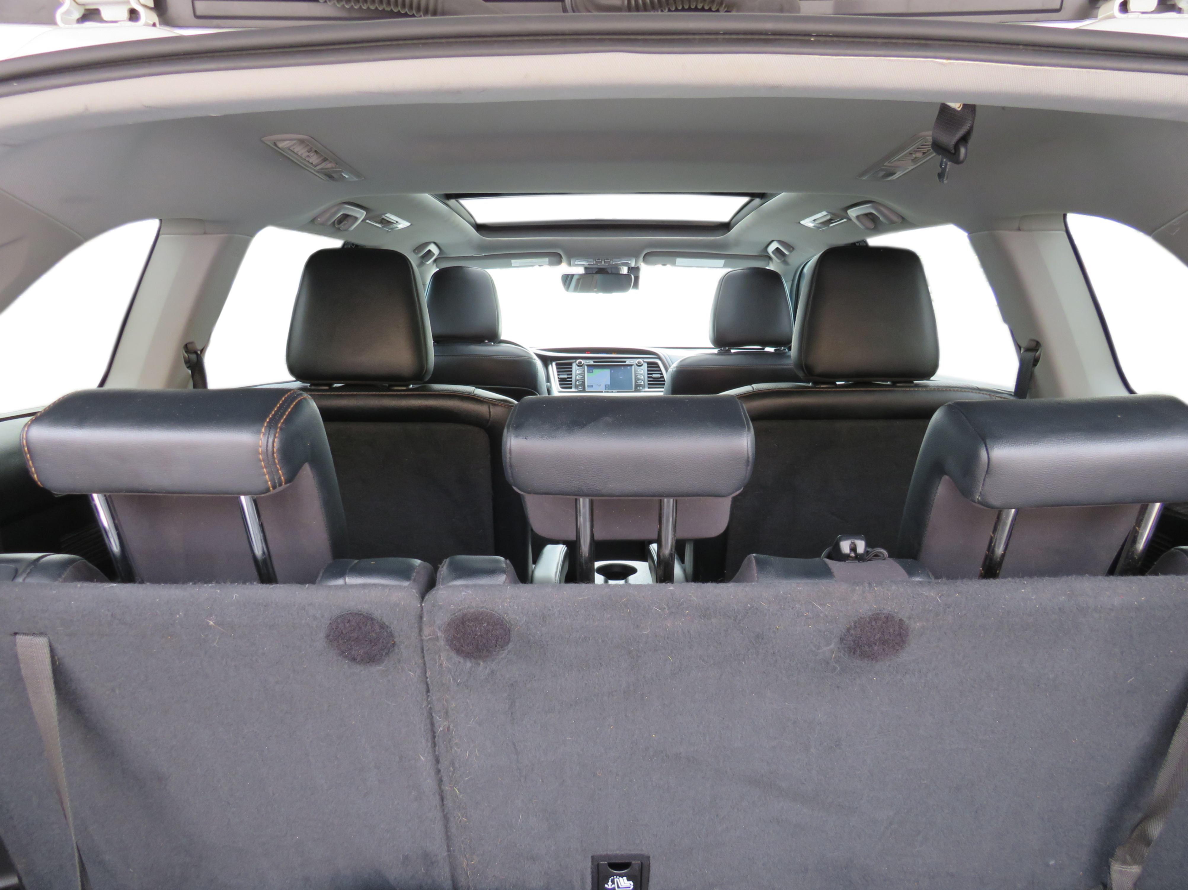 /laautomotive/2019-Toyota-Highlander-7113663549502678.jpg