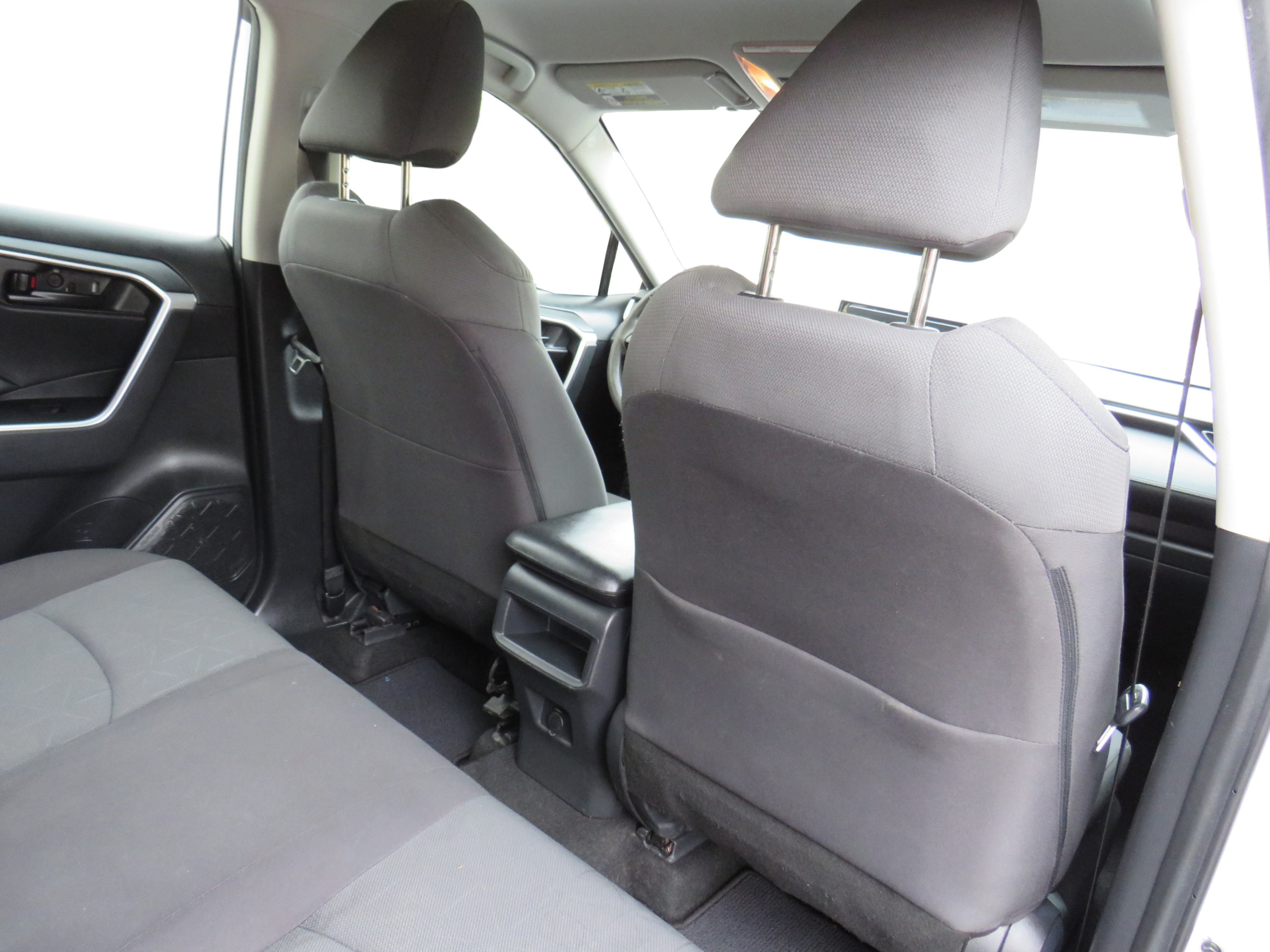 /laautomotive/2019-Toyota-RAV4-5924057760727064.jpg
