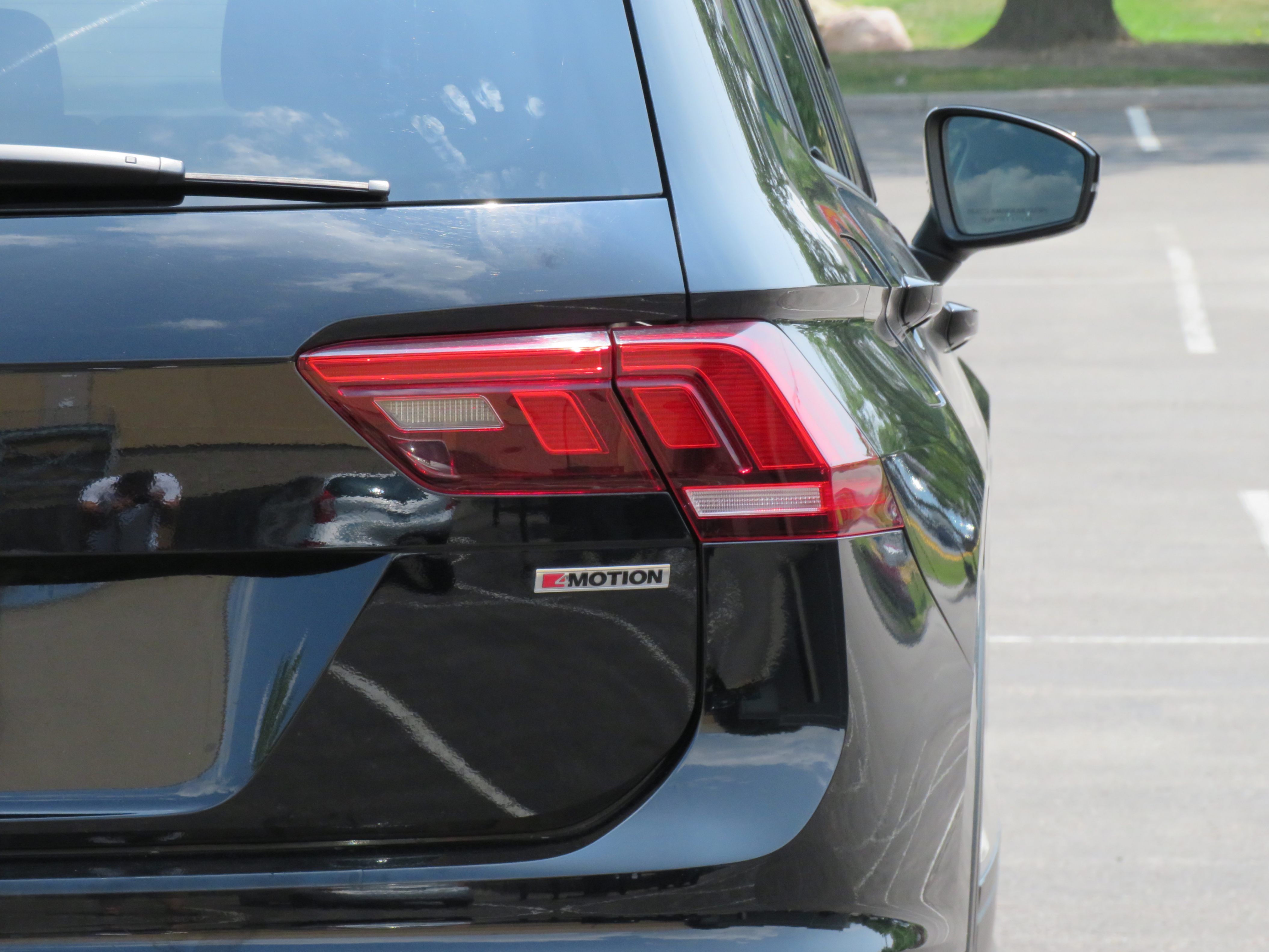 /laautomotive/2019-Volkswagen-Tiguan-574341236206455.jpg
