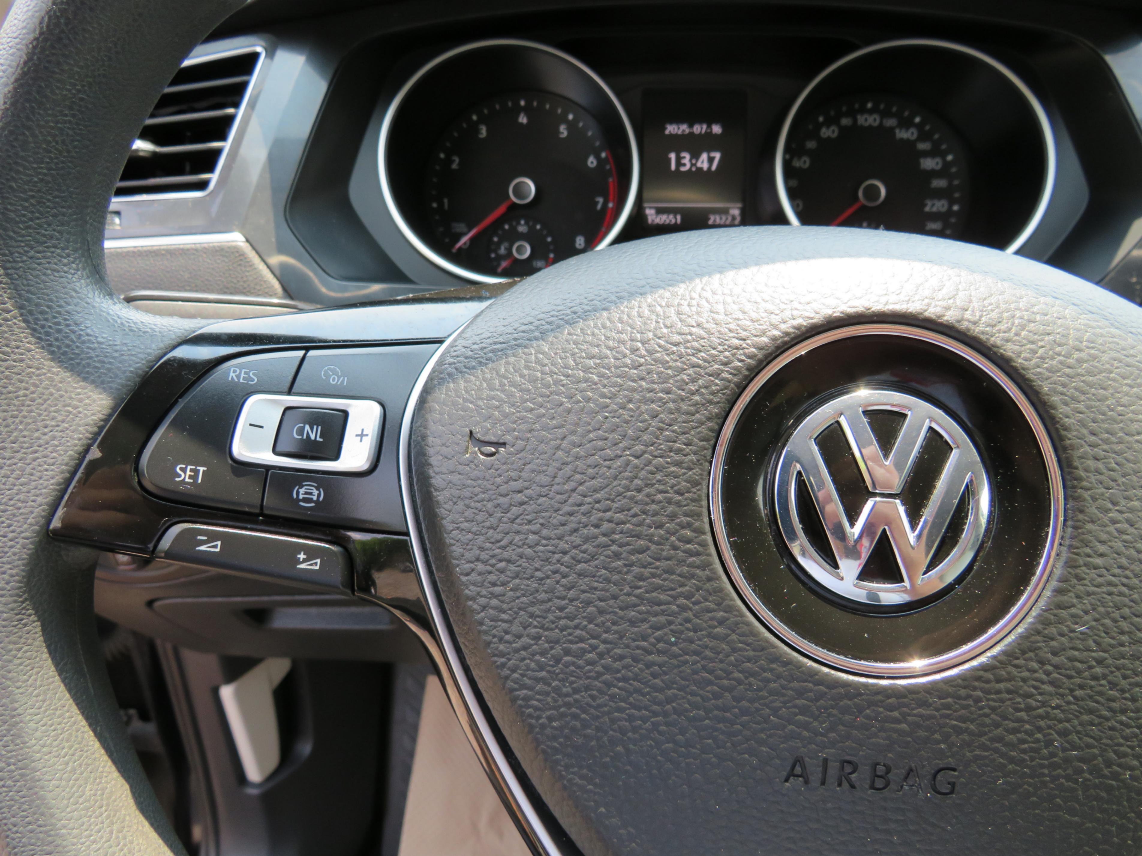 /laautomotive/2019-Volkswagen-Tiguan-7723585440672633.jpg
