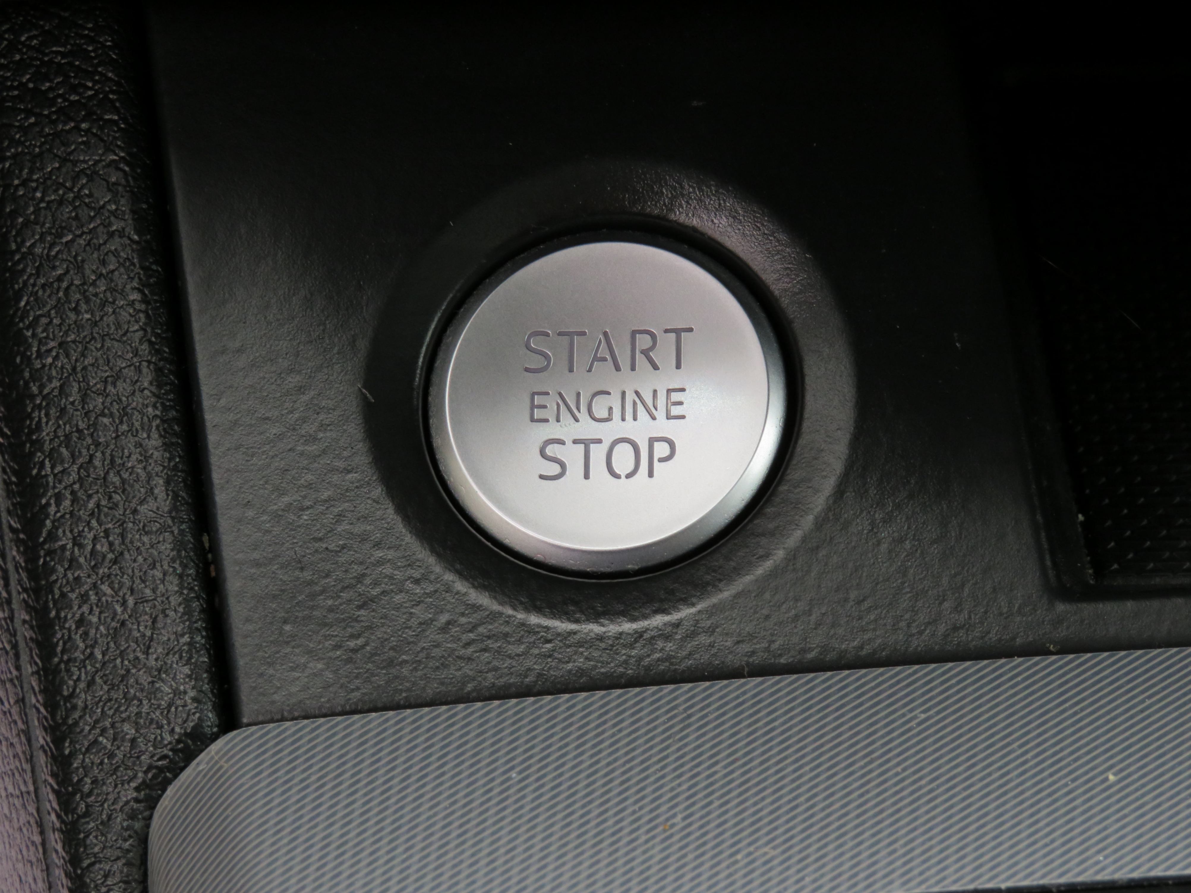 /laautomotive/2020-Audi-Q5-6548311645684683.jpg