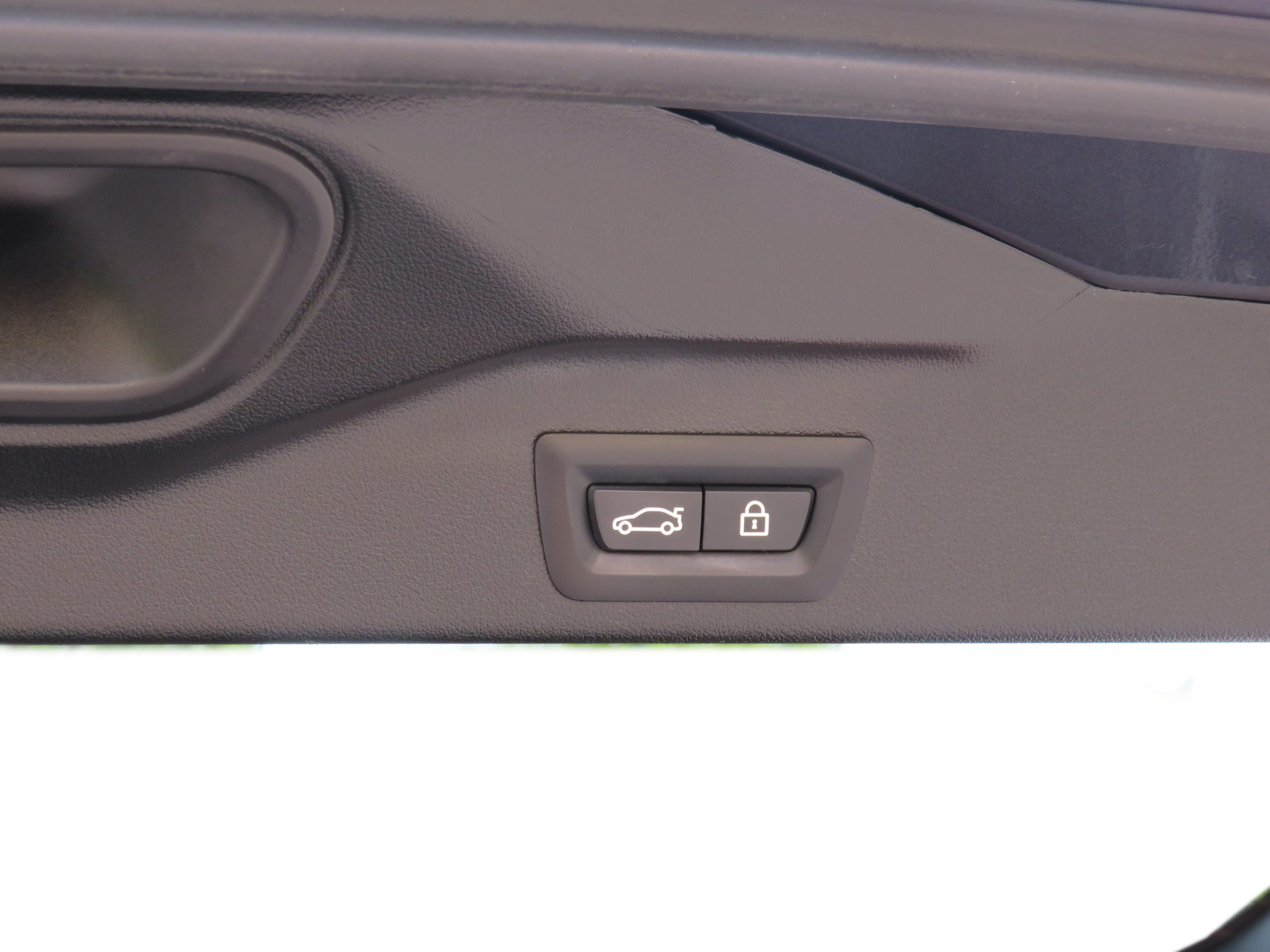 /laautomotive/2020-BMW-X5-8976632995926812.jpg