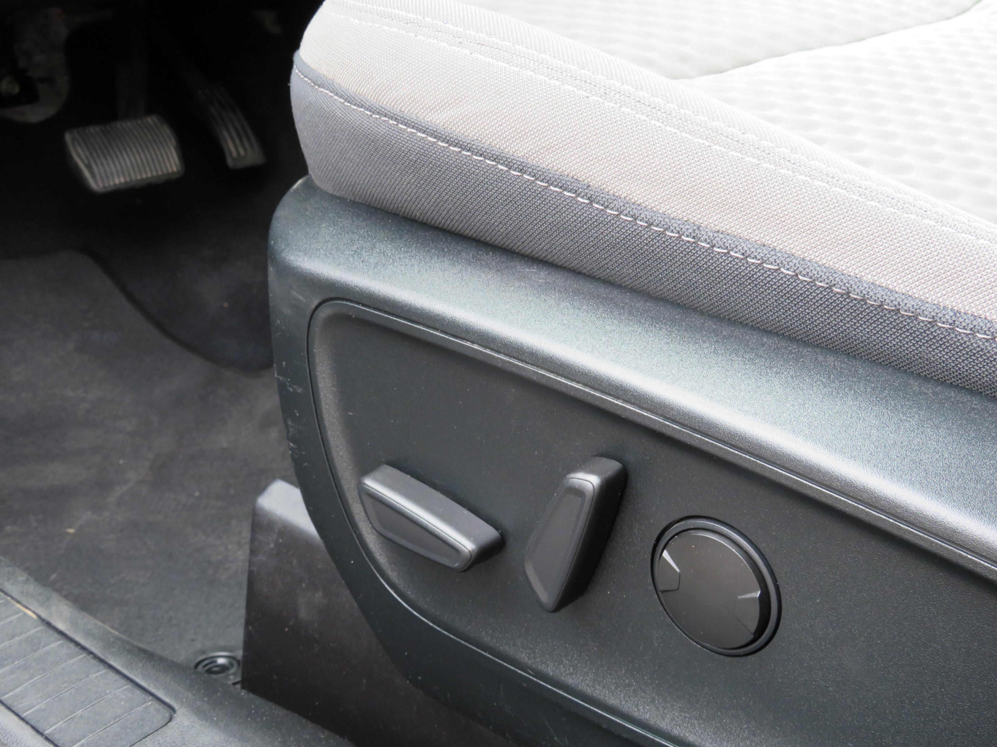 /laautomotive/2020-Ford-Escape-202343850965913.jpg