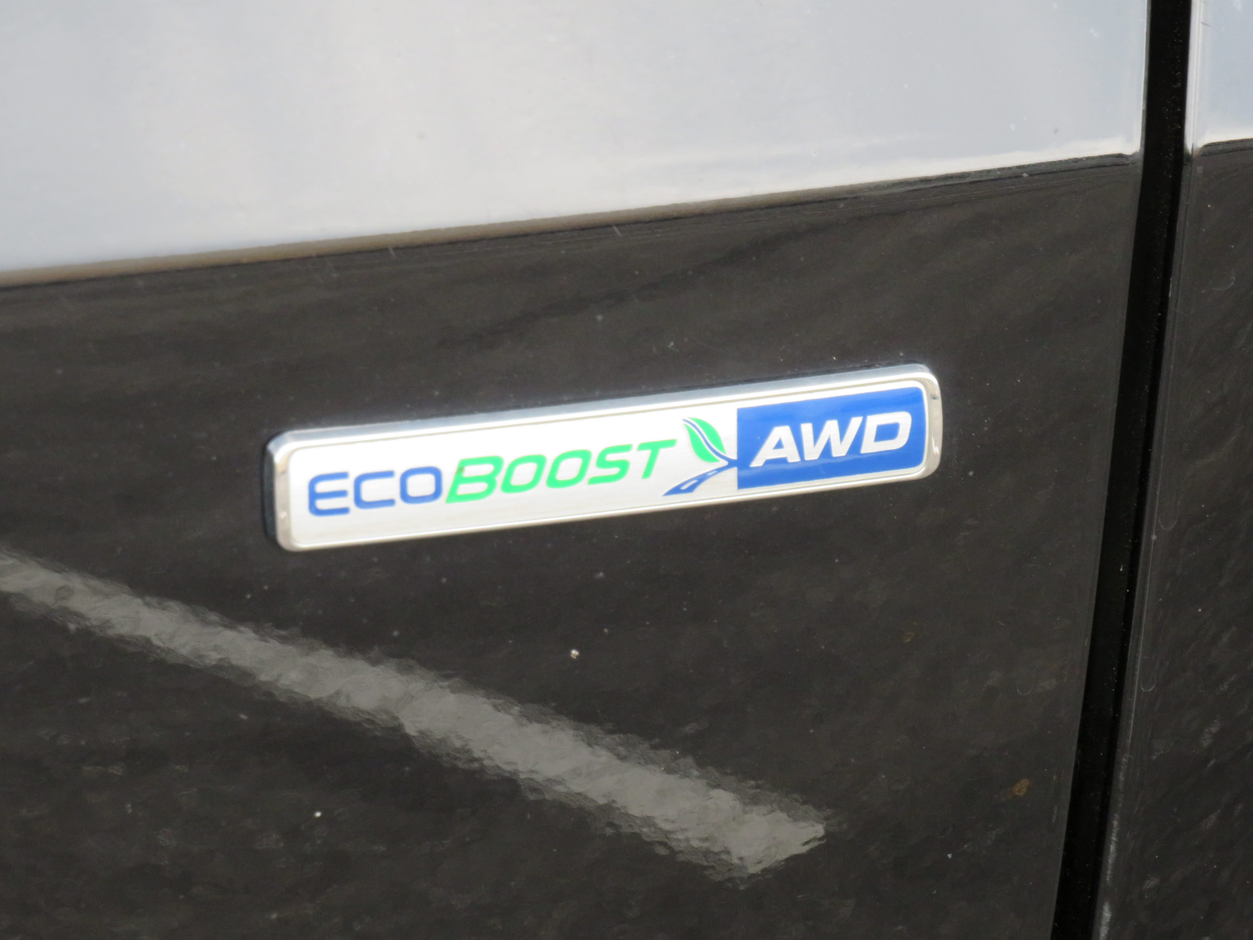 /laautomotive/2020-Ford-Escape-33773397629974844.jpg