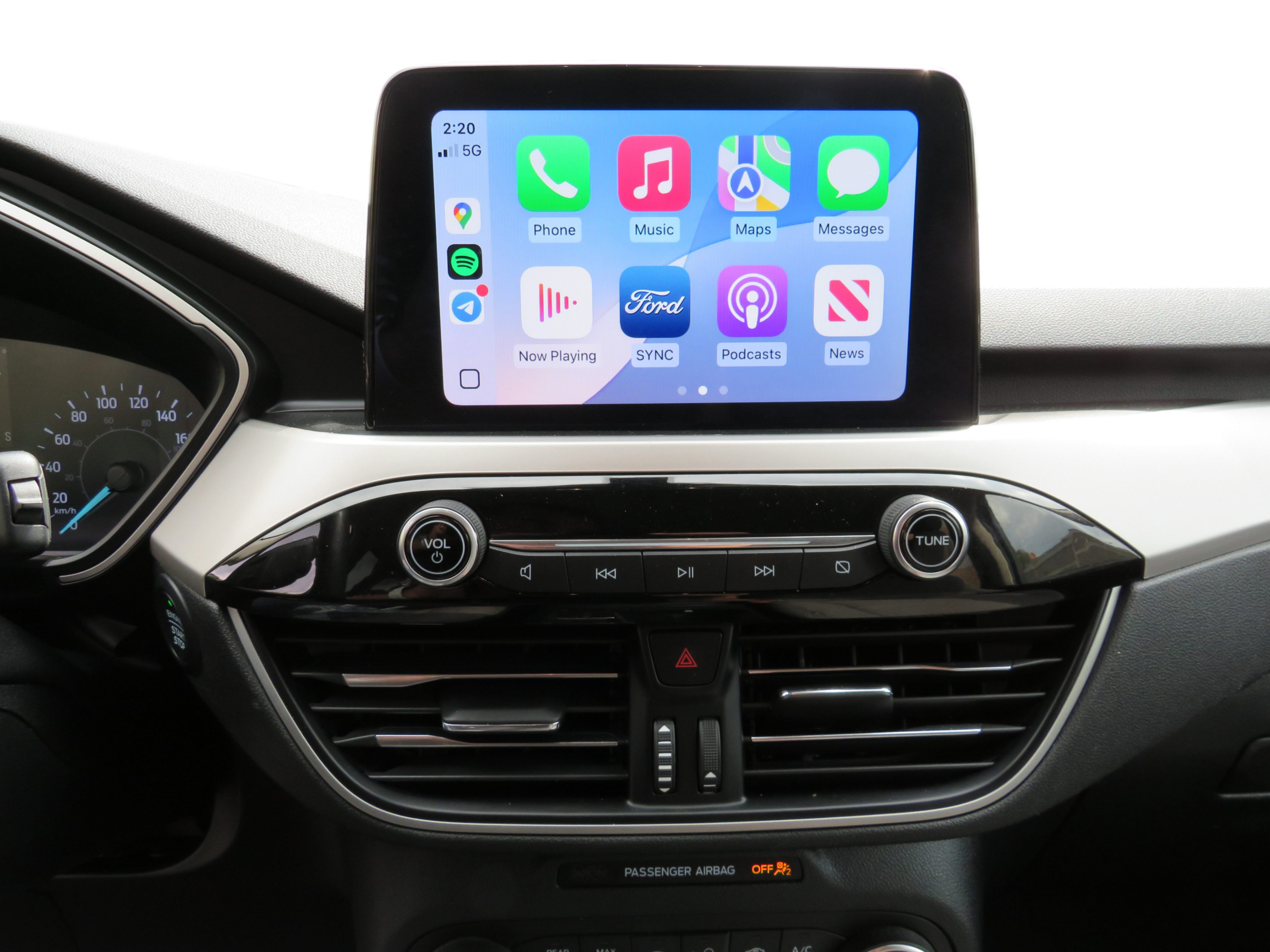 /laautomotive/2020-Ford-Escape-4795522586559591.jpg