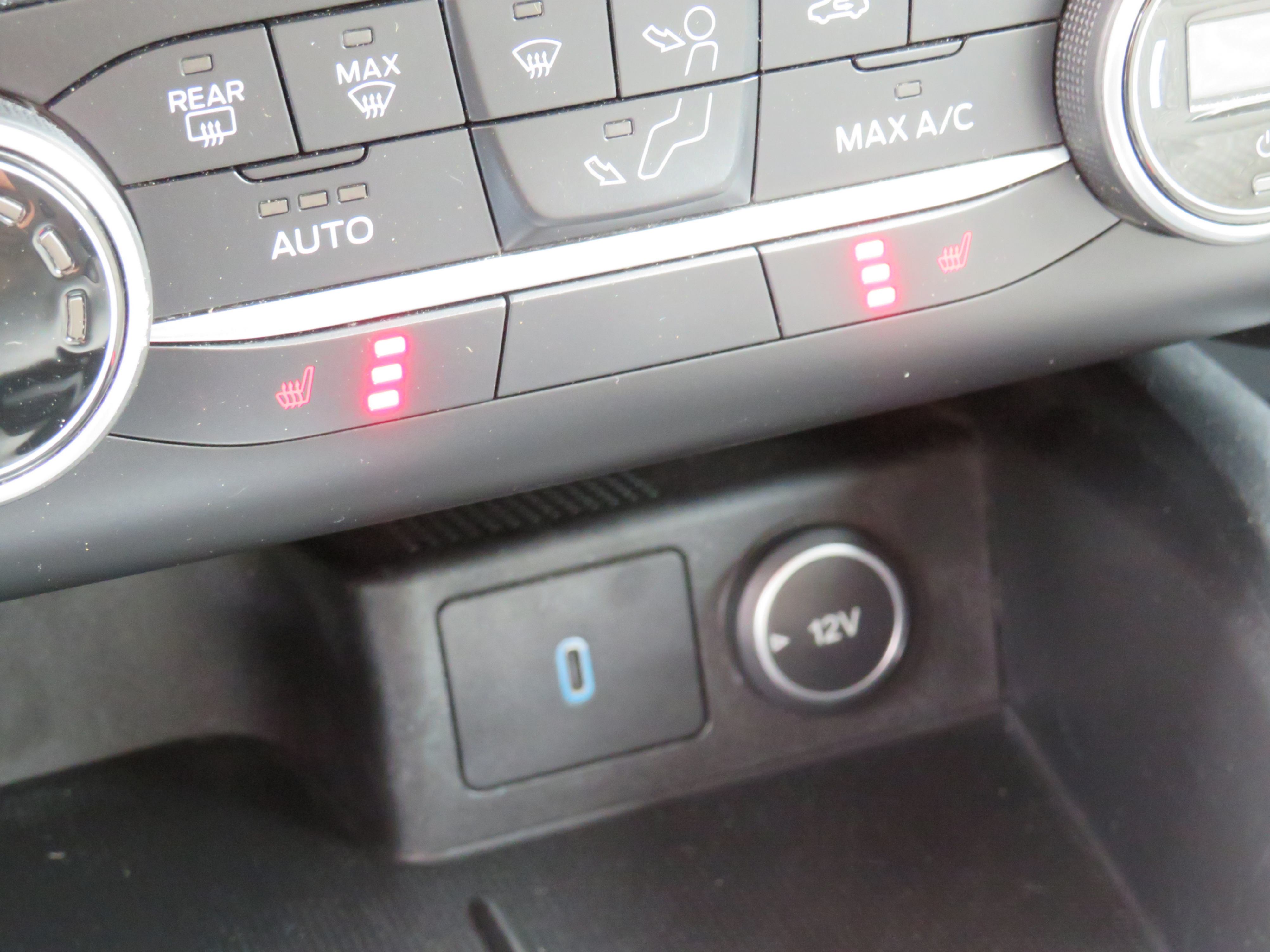 /laautomotive/2020-Ford-Escape-6160034202276765.jpg