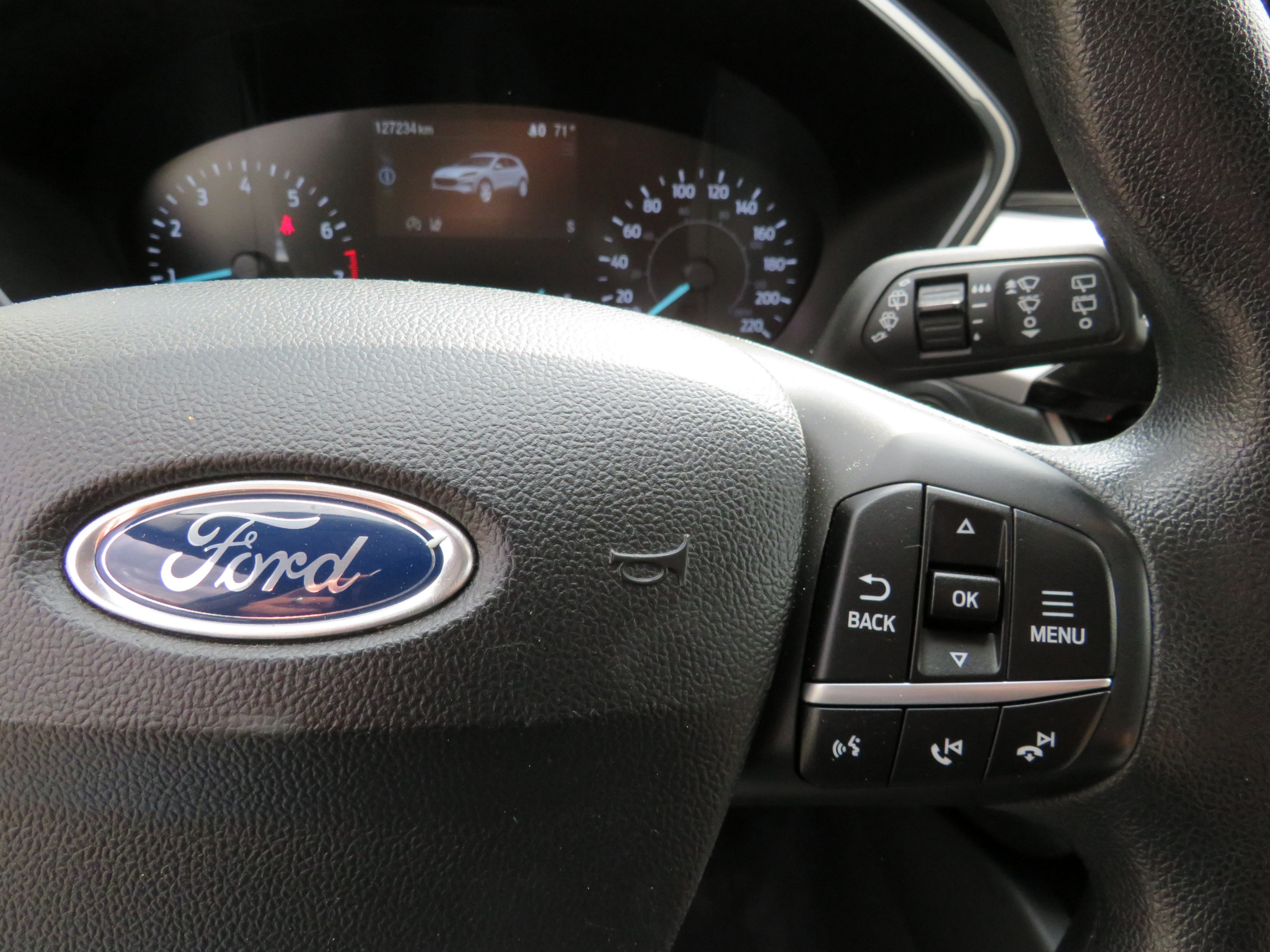 /laautomotive/2020-Ford-Escape-9964045053849386.jpg