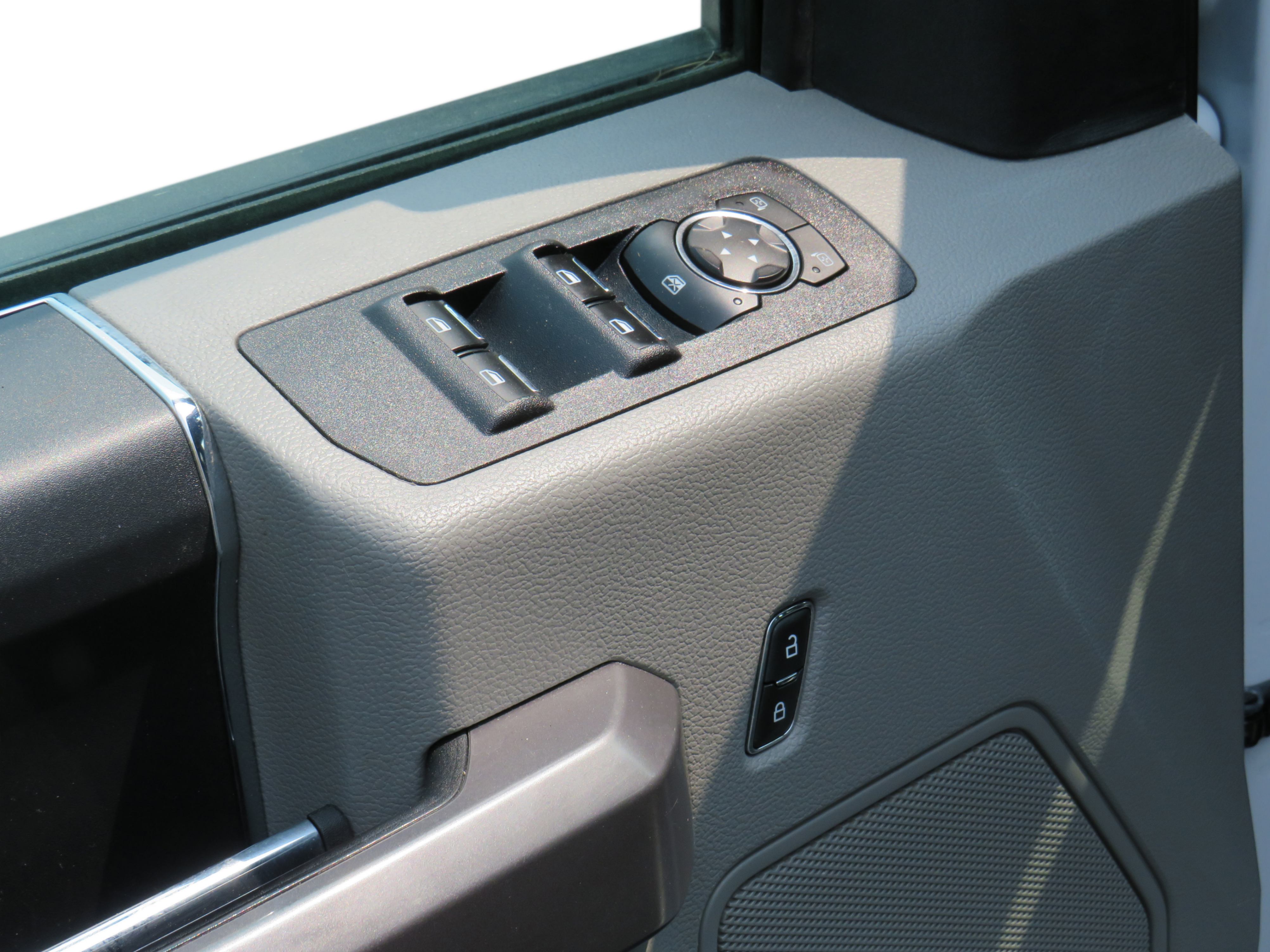 /laautomotive/2020-Ford-F150-6881172891398275.jpg