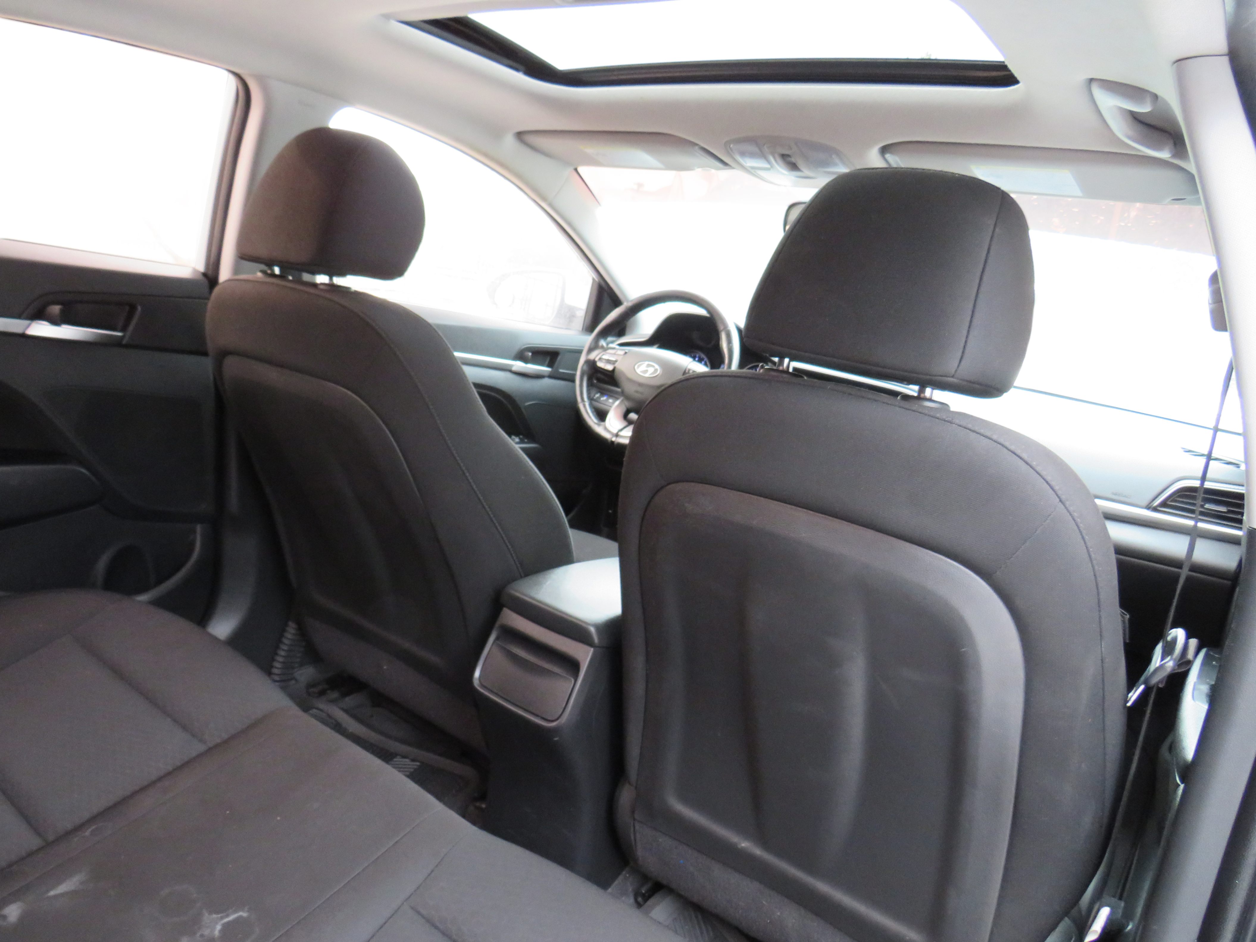 /laautomotive/2020-Hyundai-Elantra-21085145669499017.jpg