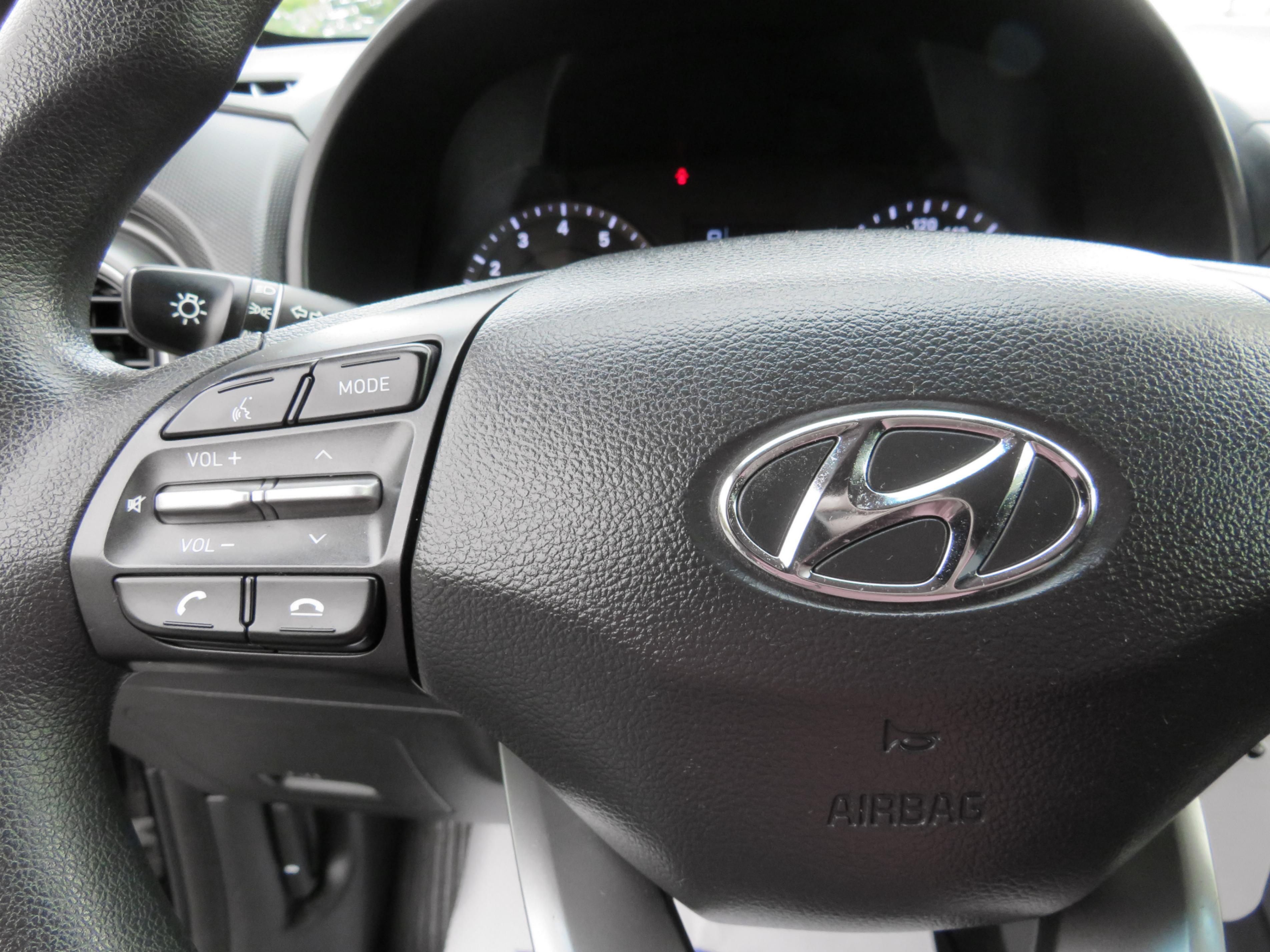 /laautomotive/2020-Hyundai-Kona-1696405775879013.jpg