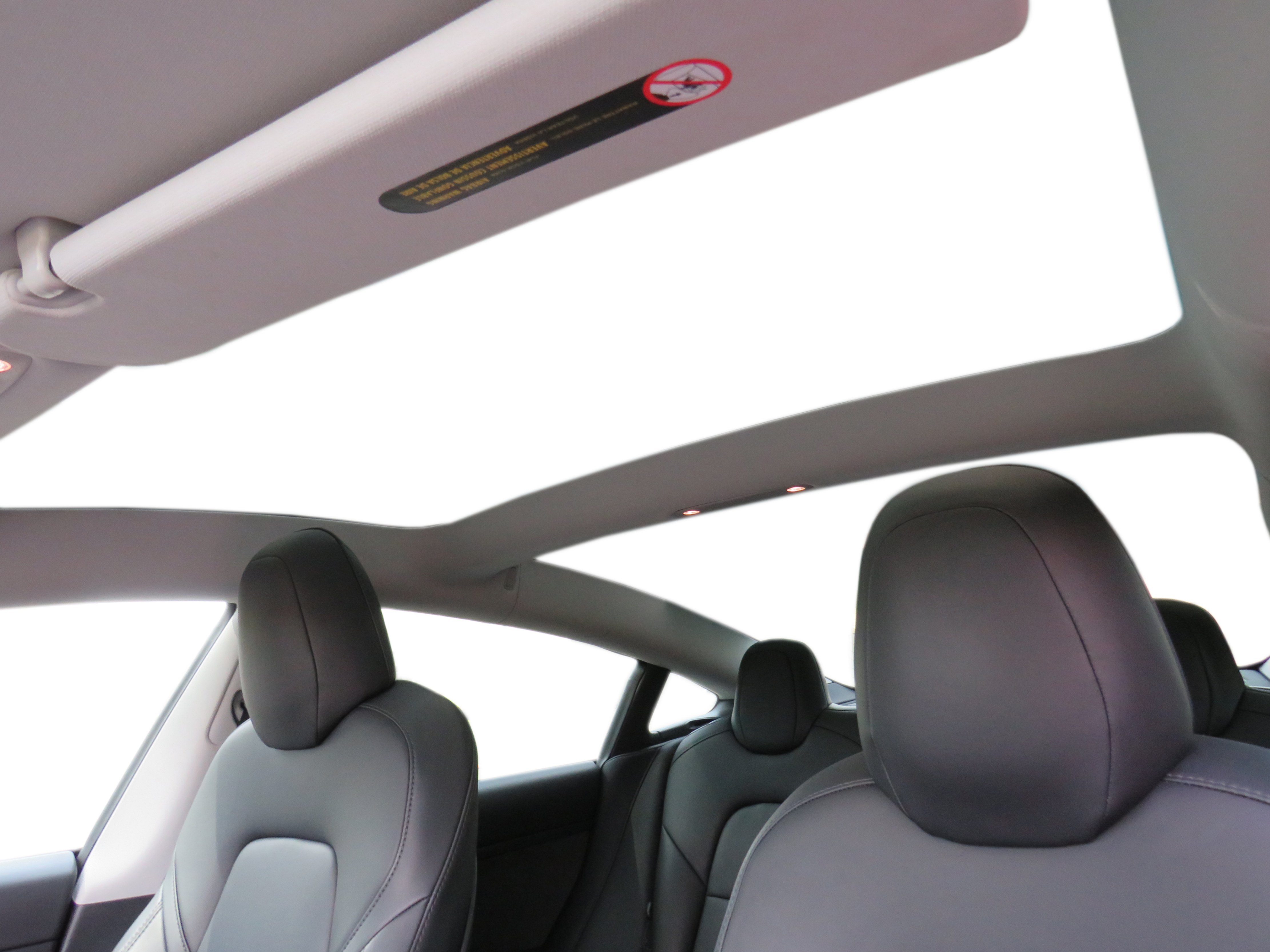 /laautomotive/2020-Tesla-Model3-8640617147528924.jpg