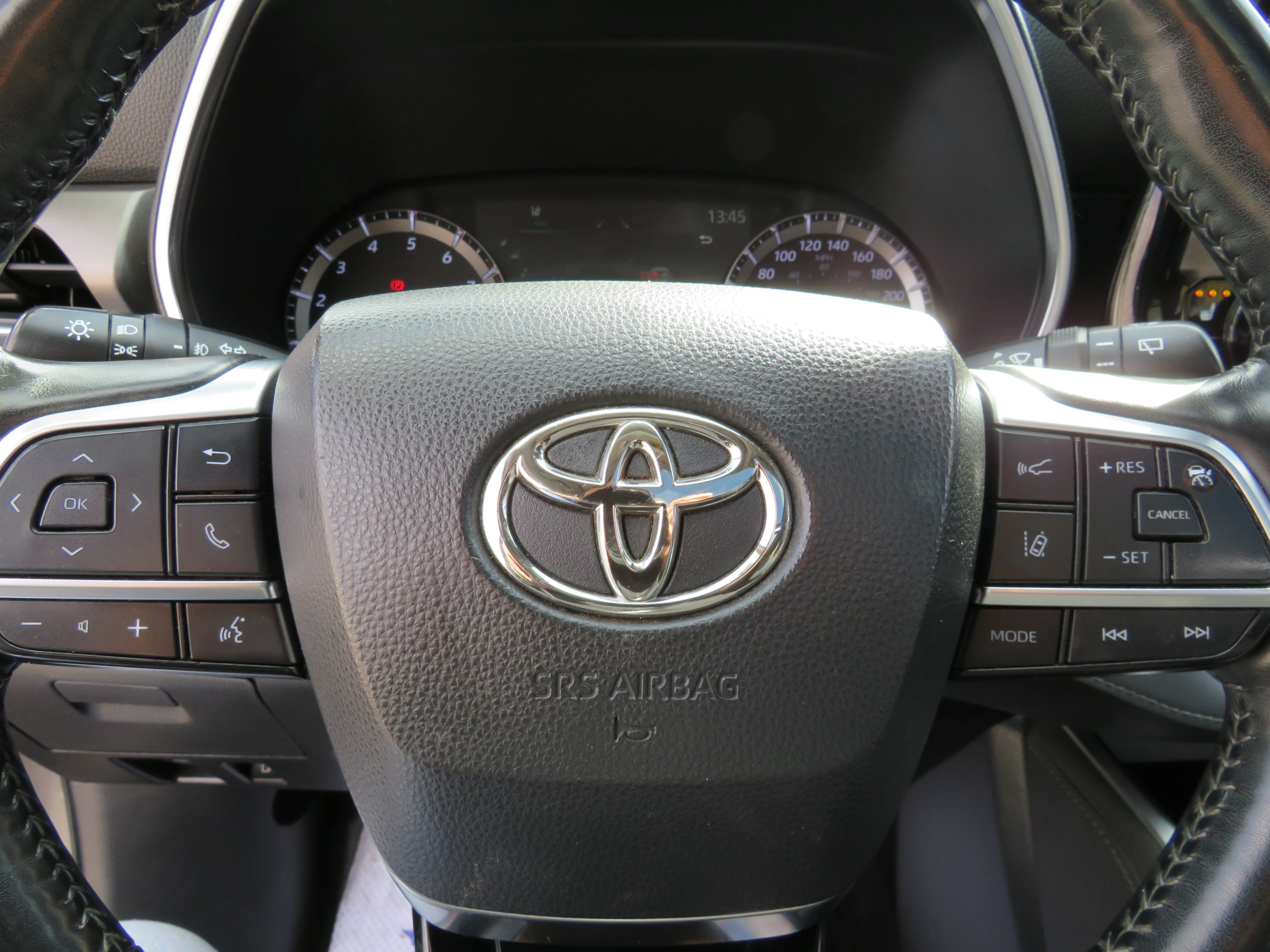 /laautomotive/2020-Toyota-Highlander-3053698650269363.jpg