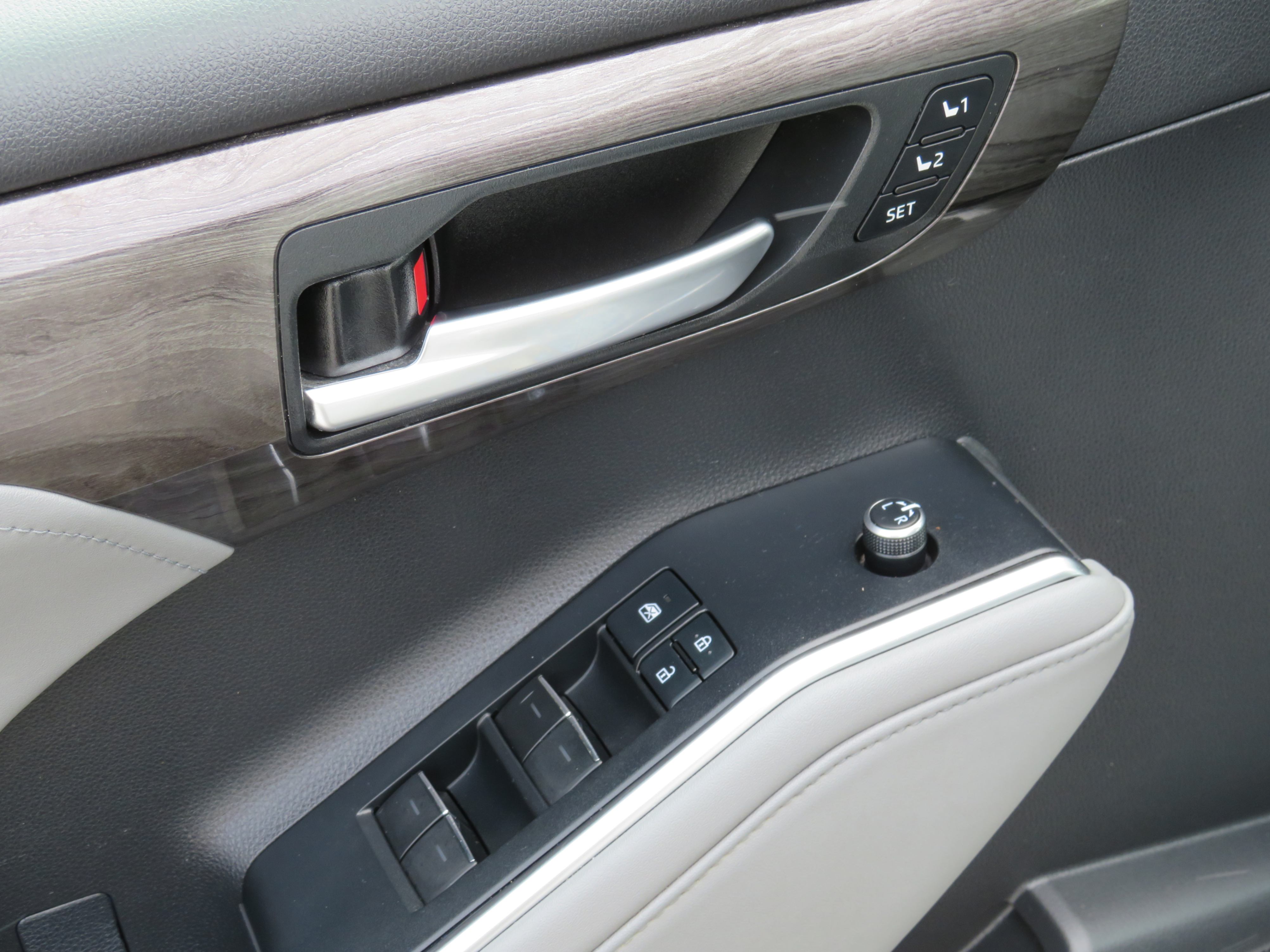 /laautomotive/2020-Toyota-Highlander-5205672286412073.jpg